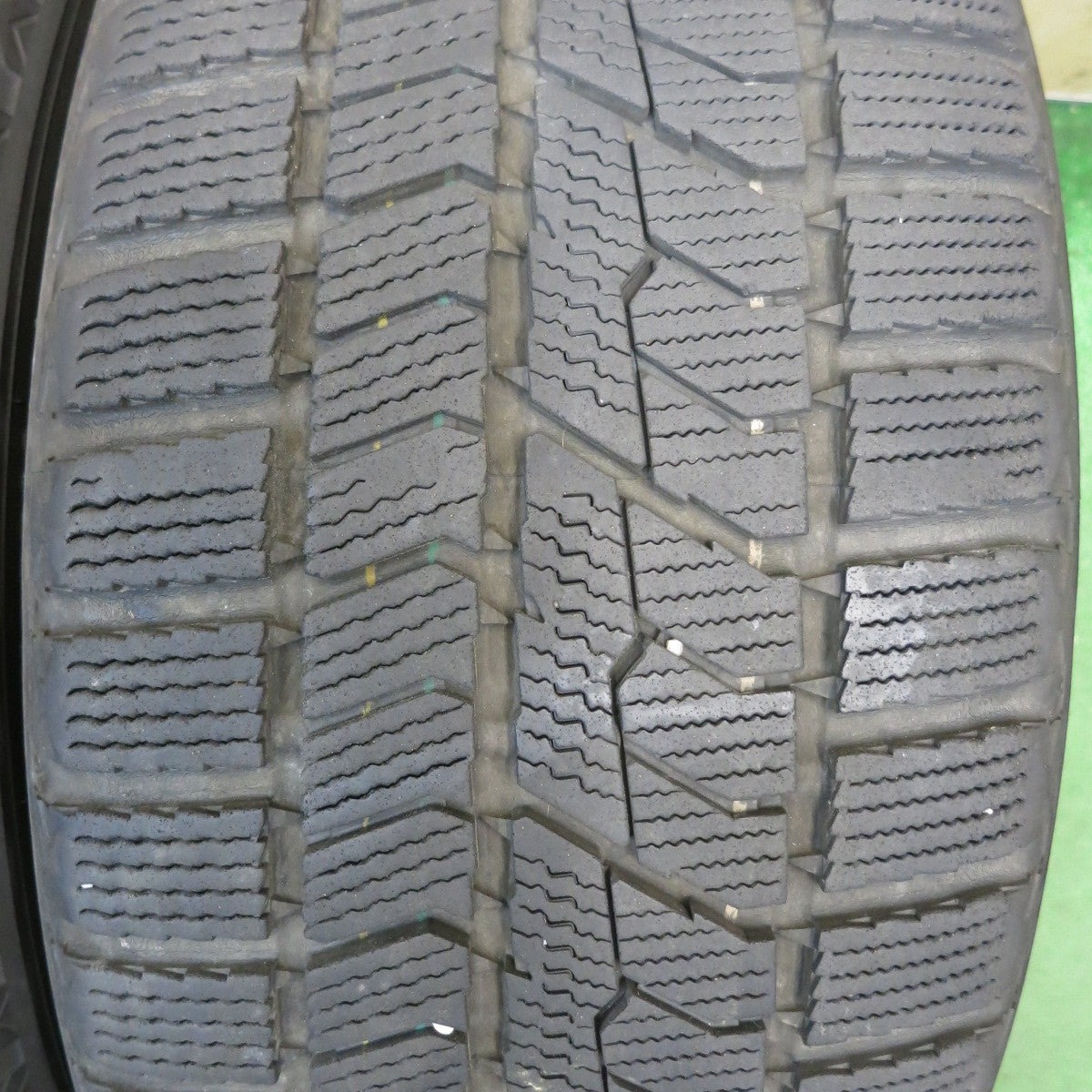 キレイ！22年◎ボルボ 等 Eurodesign 205/50R17 スタッドレス トーヨー オブザーブ GIZ2 ユーロデザイン 17インチ PCD108/5H◎6082503HAス