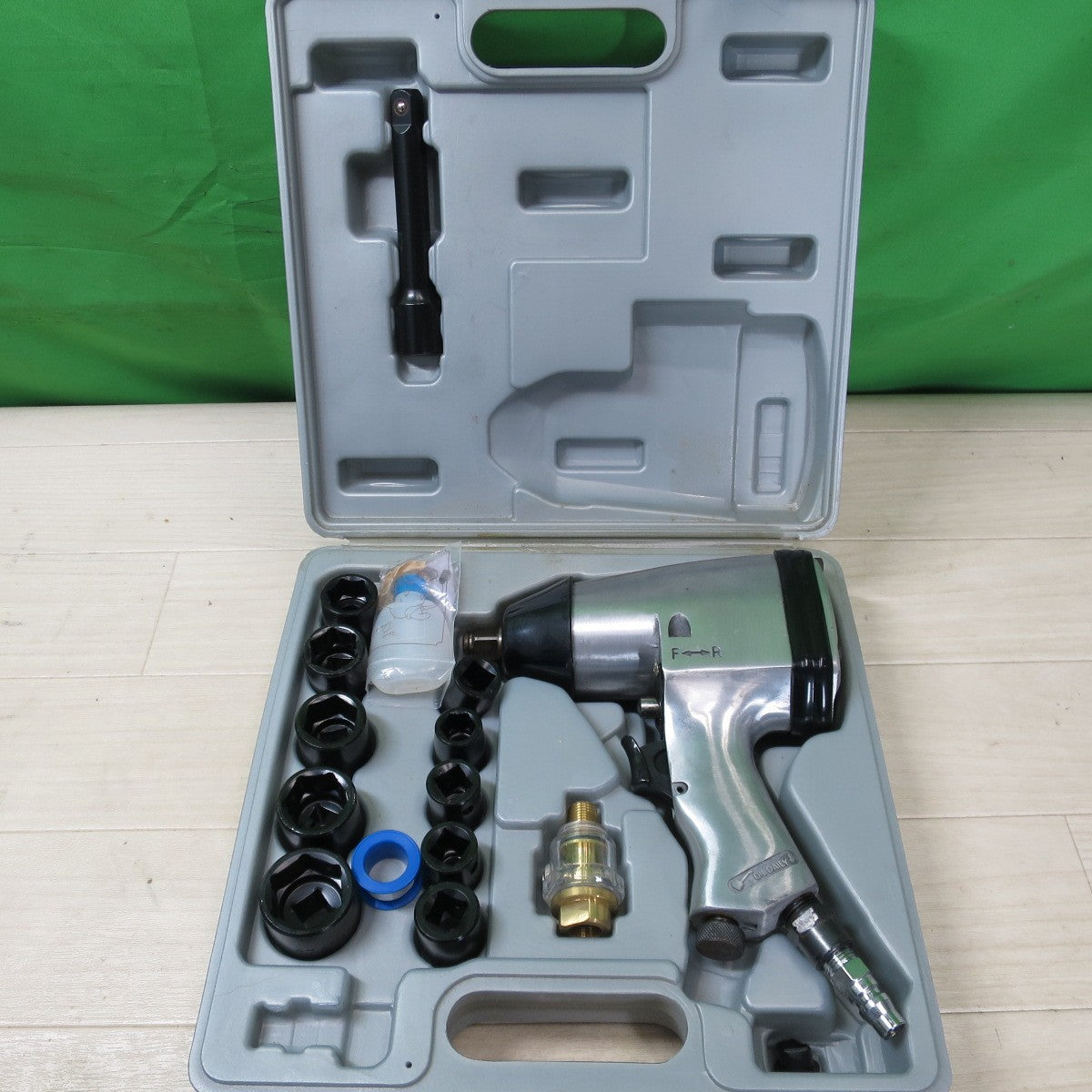 [送料無料] ☆GREATTOOL エアーインパクトレンチ 1/2 インチ SQ AIR IMPACT WRENCH エアー ツール 工具12.7mm グレートツール 型番 不明☆