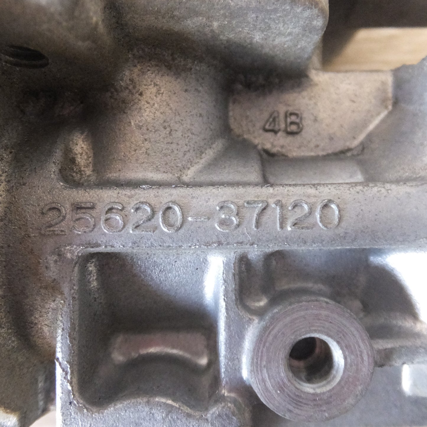 [送料無料] ★トヨタ TOYOTA 純正 プリウス ZVW30 EGRバルブ 25620-37120★