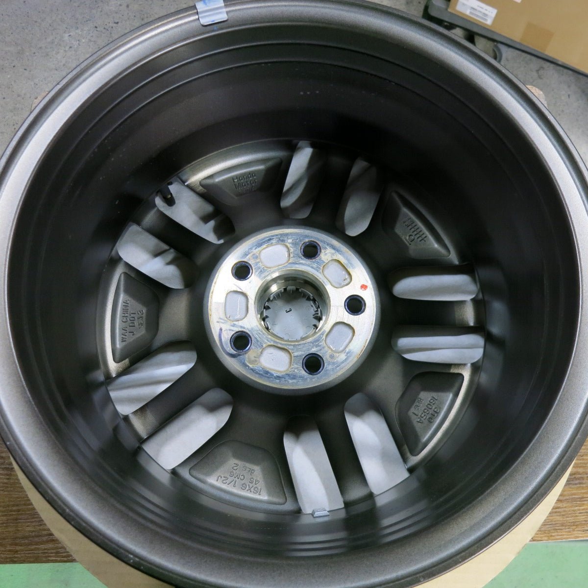 新車外し★ホンダ RP8 ステップワゴン 純正 ホイール 16インチ 16×6.5J PCD114.3/5H★5042301SYホ