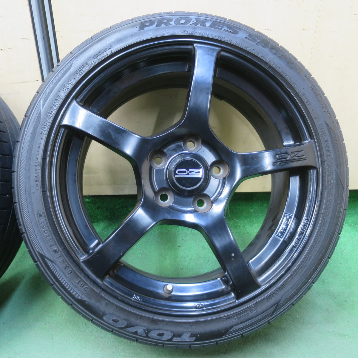 4本価格★MINI ミニ クーパー 等 O・Z X-LINE Torino 205/45R17 トーヨー プロクセス スポーツ OZ レーシング トリノ 17インチ PCD112/5H★6050401イノ