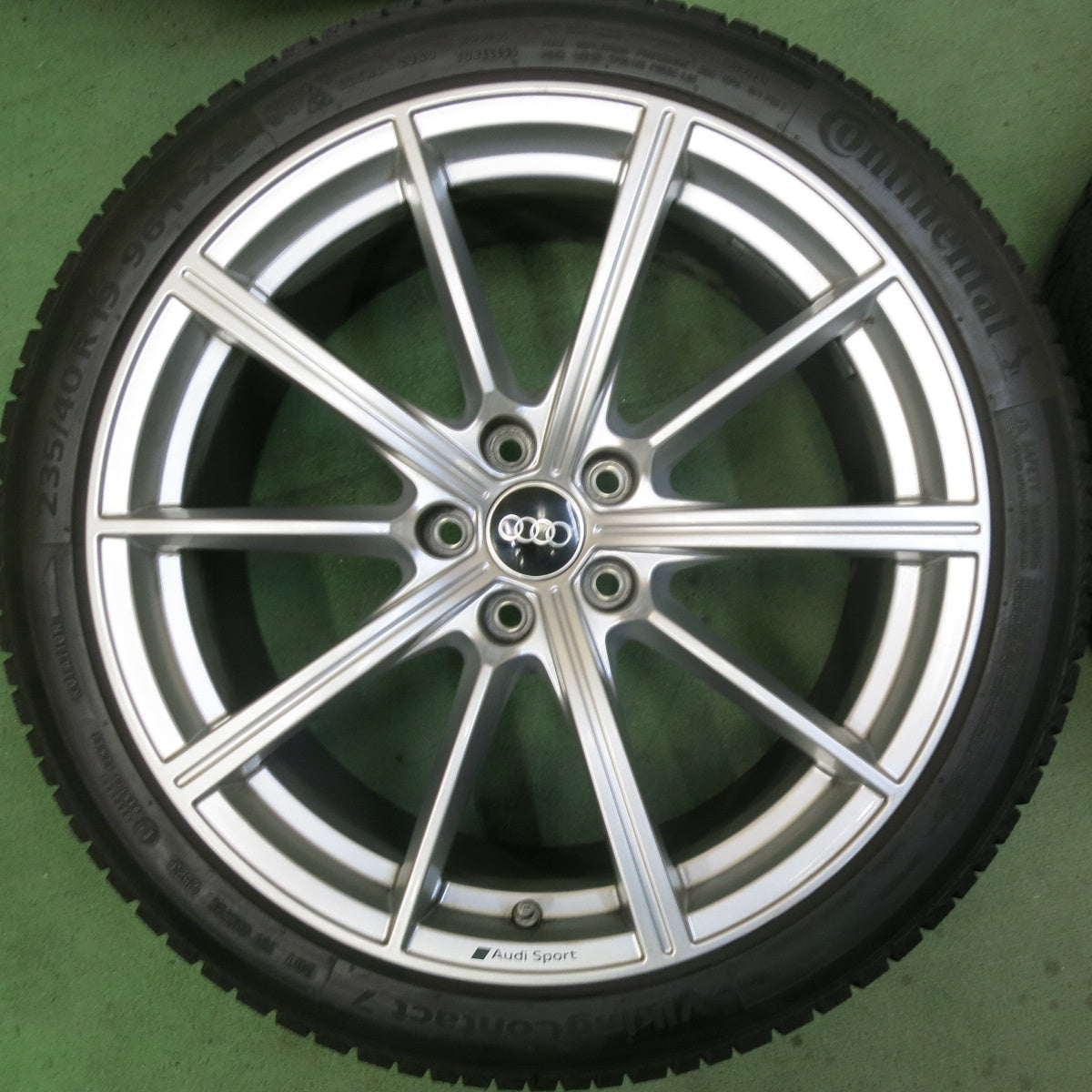 バリ溝！23年！キレイ！9分★アウディ RS4 RS5 B9 8W 純正 235/40R19 スタッドレス コンチネンタル バイキング コンタクト7 19インチ PCD112/5H★5082702SKス