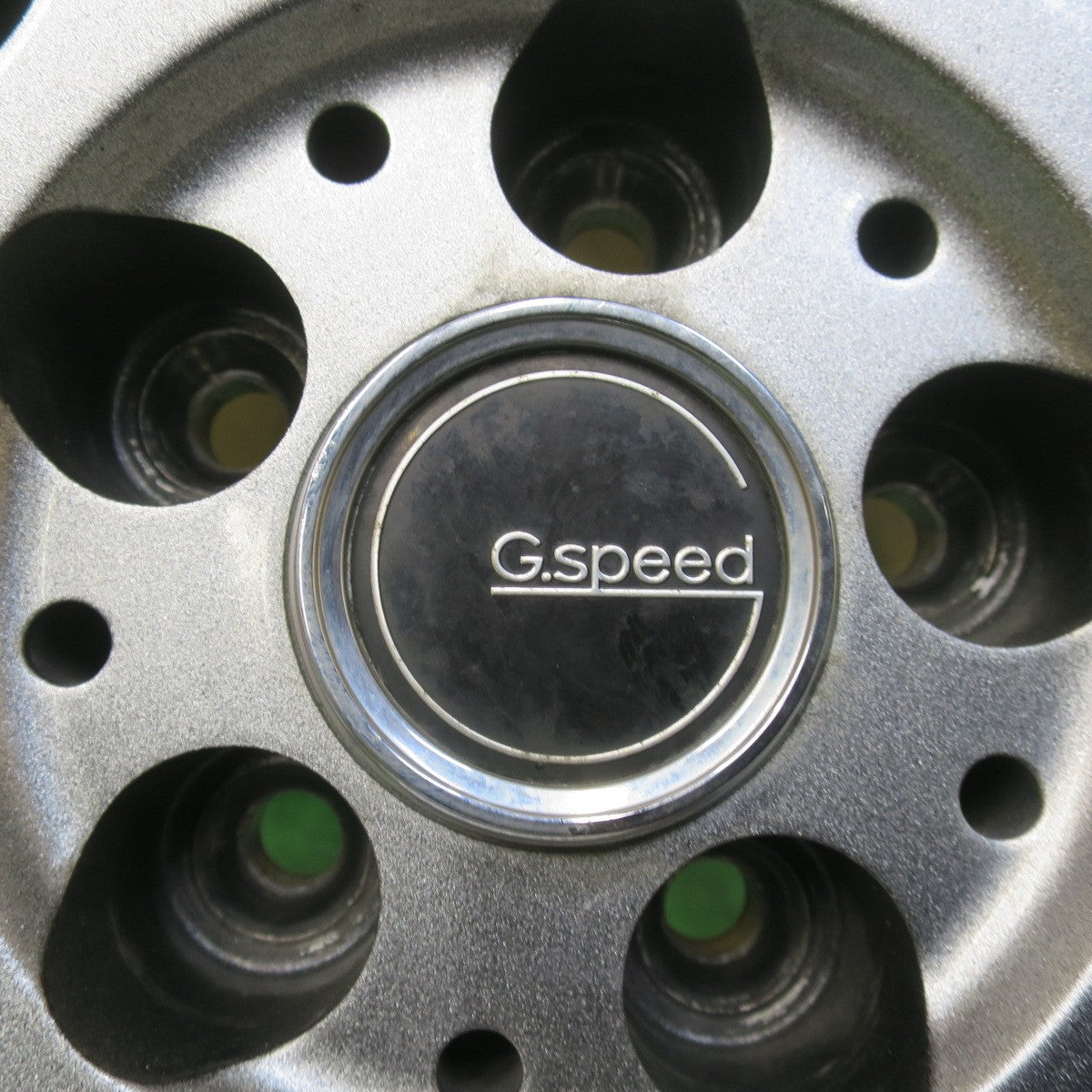 バリ溝！22年！キレイ！9.5分★シエンタ 等 185/60R15 スタッドレス グッドイヤー アイスナビ7 G.speed Gスピード 15インチ PCD100/5H★5122703イス