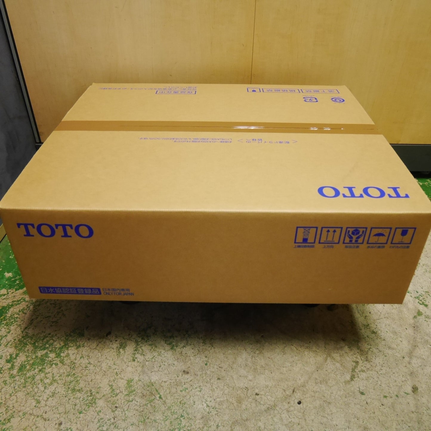 [送料無料] 未使用☆TOTO ウォシュレット SS1 TCF6624 #NW1 シート タイプ 温水 洗浄 便座 ホワイト トートー トイレ②☆