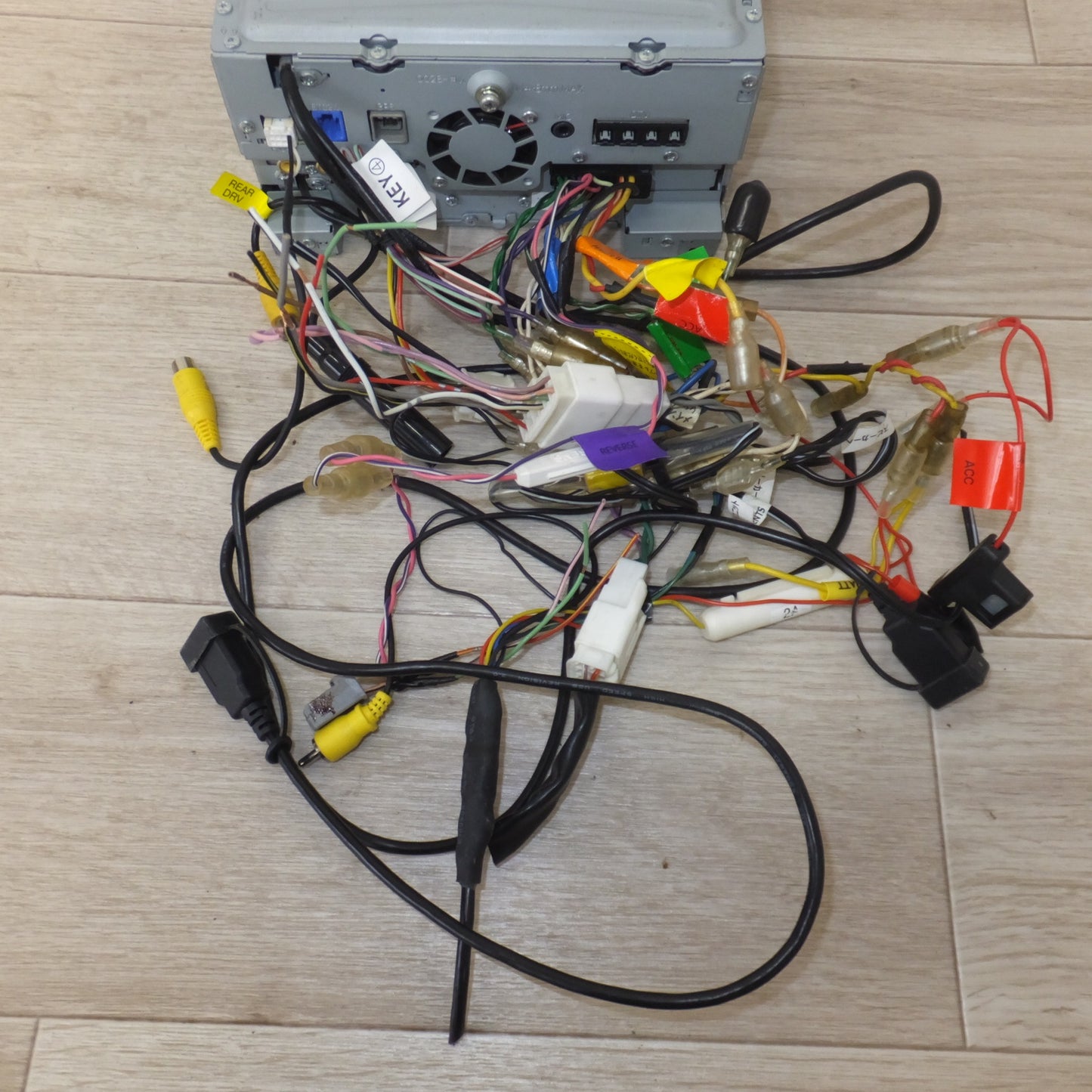 [送料無料] ★ケンウッド KENWOOD AVナビゲーションシステム MDV-D707BTW[42]★