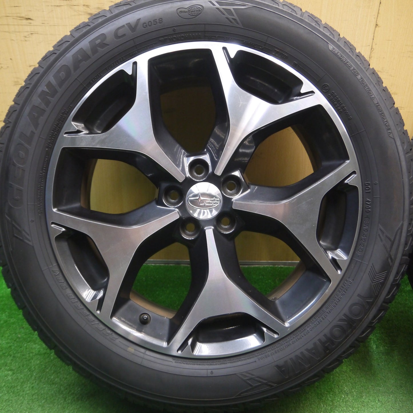 [送料無料] バリ溝！9.5分★スバル SJ フォレスター 純正 225/55R18 ヨコハマ ジオランダー CV G058 18インチ PCD100/5H★5021402Hノ