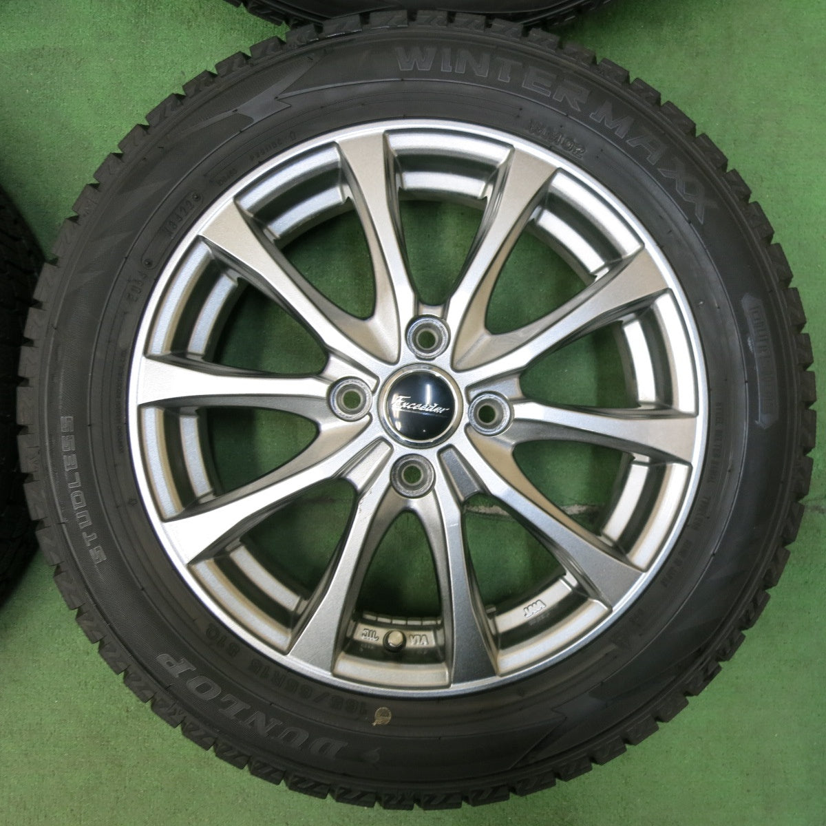 [送料無料] バリ溝！22年！キレイ！ほぼ10分★スタッドレス 165/65R15 ダンロップ ウインターマックス WM02 Exceeder エクシーダー 15インチ ソリオ ハスラー 等 PCD100/4H★4122506SYス