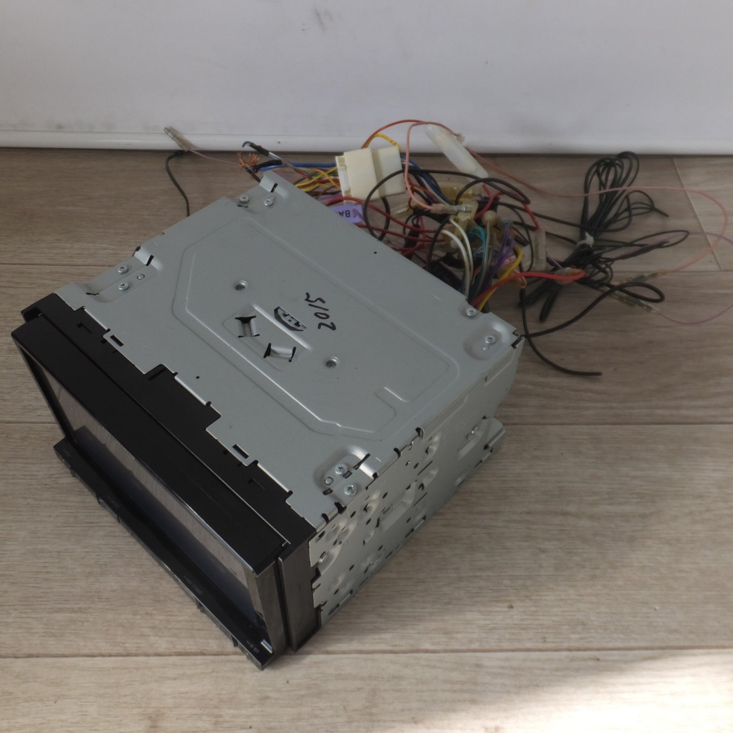 [送料無料] ★カロッツェリア carrozzeria AV一体型メモリーナビゲーション 楽ナビ AVIC-RZ99[45]★