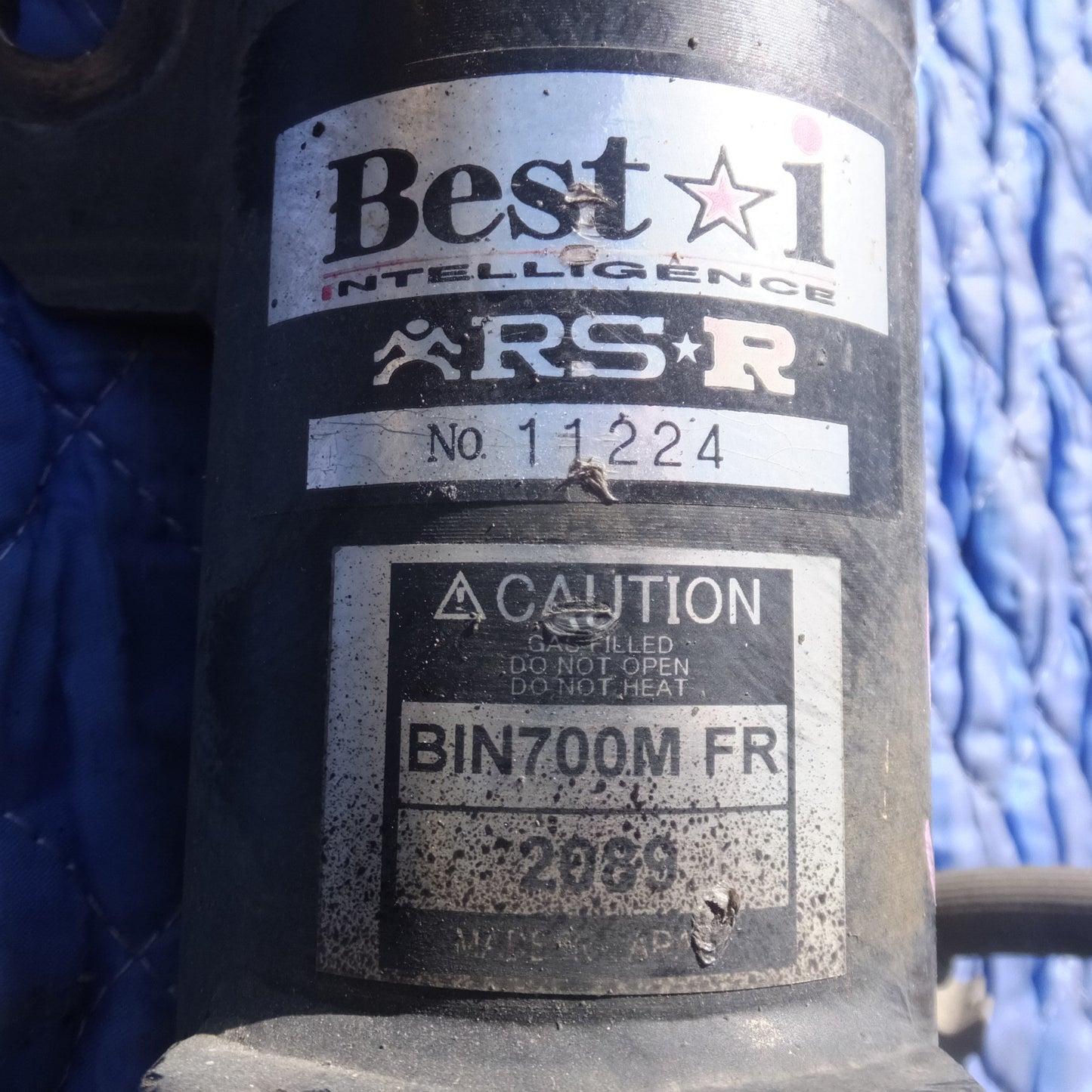 [送料無料] 岐阜発 現状品★RS-R 日産 セレナ CC25 車高調 BIN700M FL　BIN700M FR　BIN700M R　サスペンション 一式 セット★