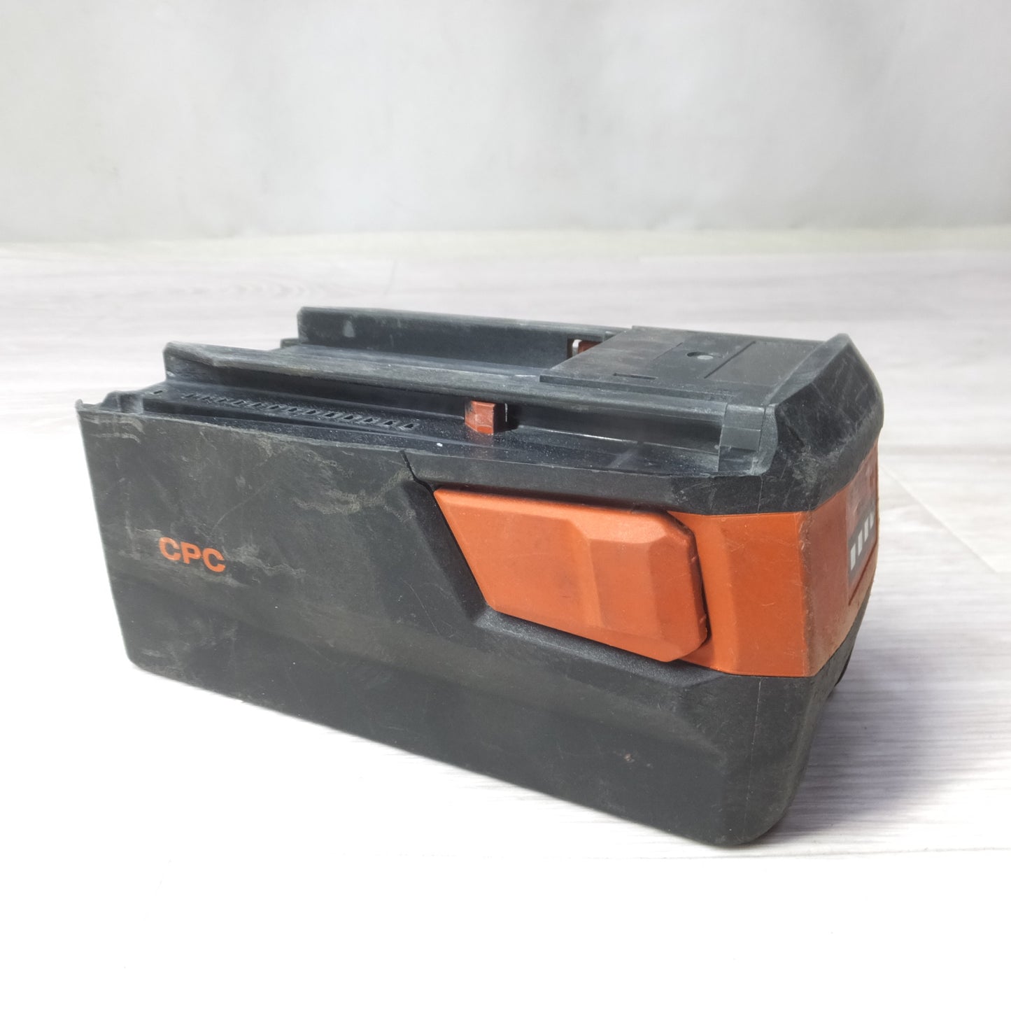 [送料無料] ◆HILTI ヒルティ バッテリー B36/5.2 Li-Ion 36V 5.2Ah 187.2Wh 電動工具◆