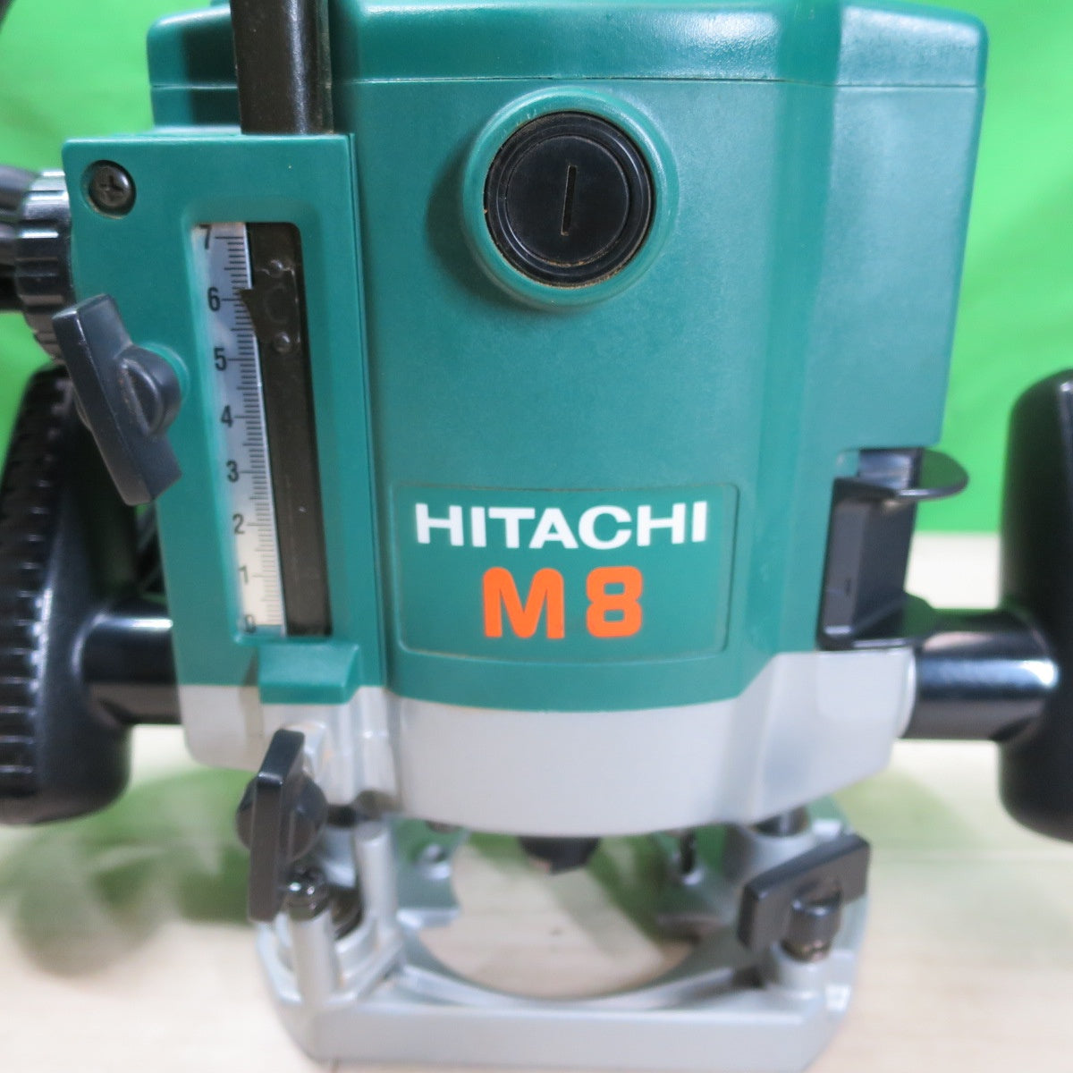[送料無料] ☆日立工機 8mm 電子 ルータ M8 電動 工具 DIY ルーター 伸ばし棒 HITACHI ジャンク☆