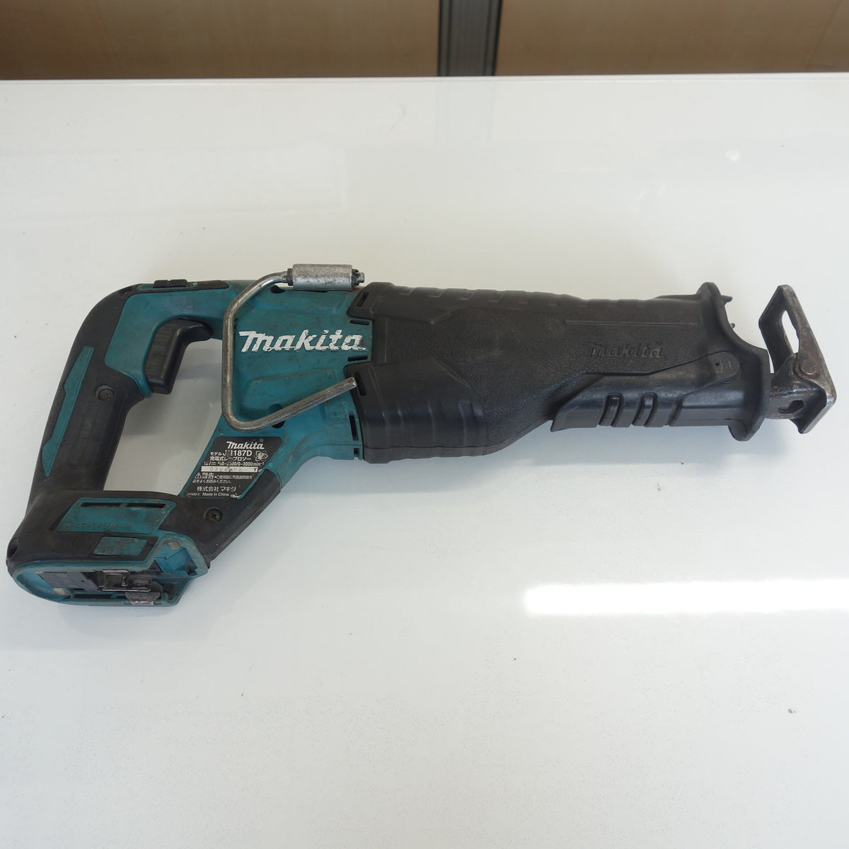 ◆マキタ 充電式 レシプロソー JR187D 電動 工具 切断 機 コードレス セーバーソー セーバソー makita◆