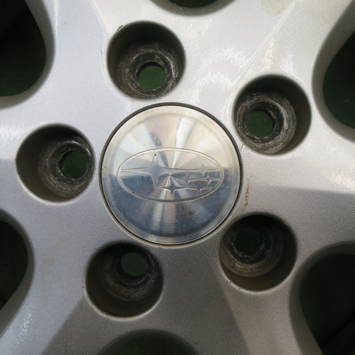 ほぼ未使用！23年★スバル レガシィ 純正 215/55R17 スタッドレス ダンロップ ウインターマックス WM02 17インチ PCD100/5H★6033101NJス