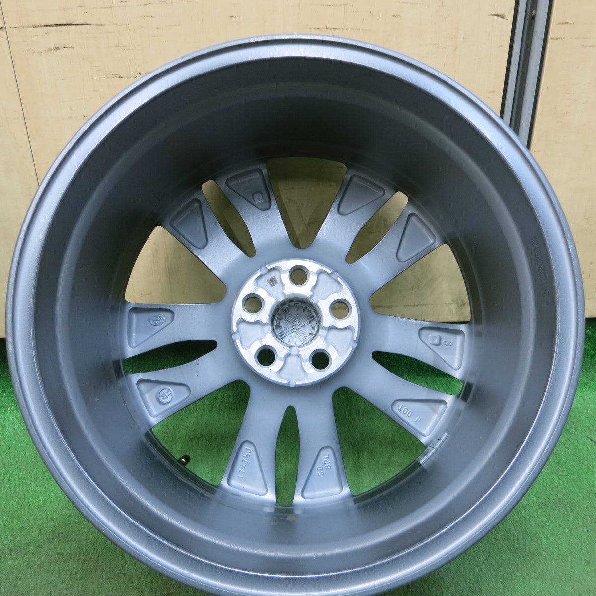 [送料無料] 新車外し★トヨタ カローラ ツーリング W×B 純正 ホイール 17インチ 17×7.5J PCD100/5H★5031101ナホ