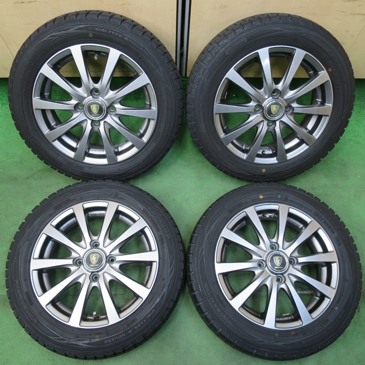 バリ溝！キレイ！8.5分★スタッドレス 155/65R14 ダンロップ ウインターマックス WM01 MANARAY SPORT マナレイスポーツ 14インチ PCD100/4H★5012209イス