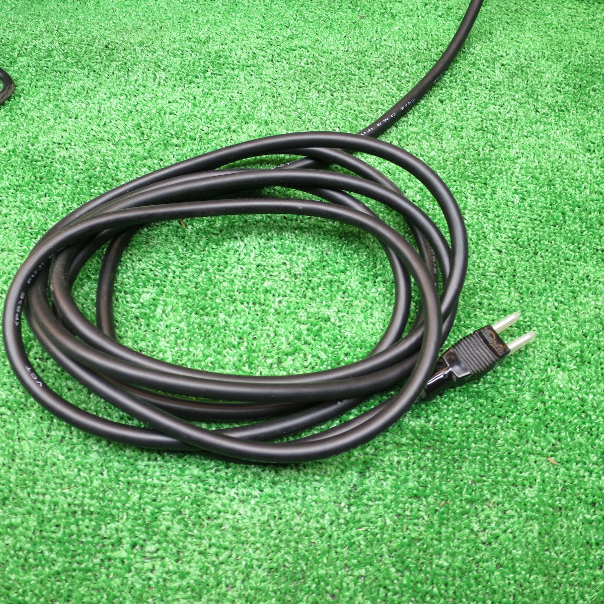 [送料無料] 付属品付き◆マキタ 190mm スライド マルノコ LS0717FL 電動工具 クロス カットソー 切断 機 丸鋸 丸ノコ 丸のこ コード式 Makita◆