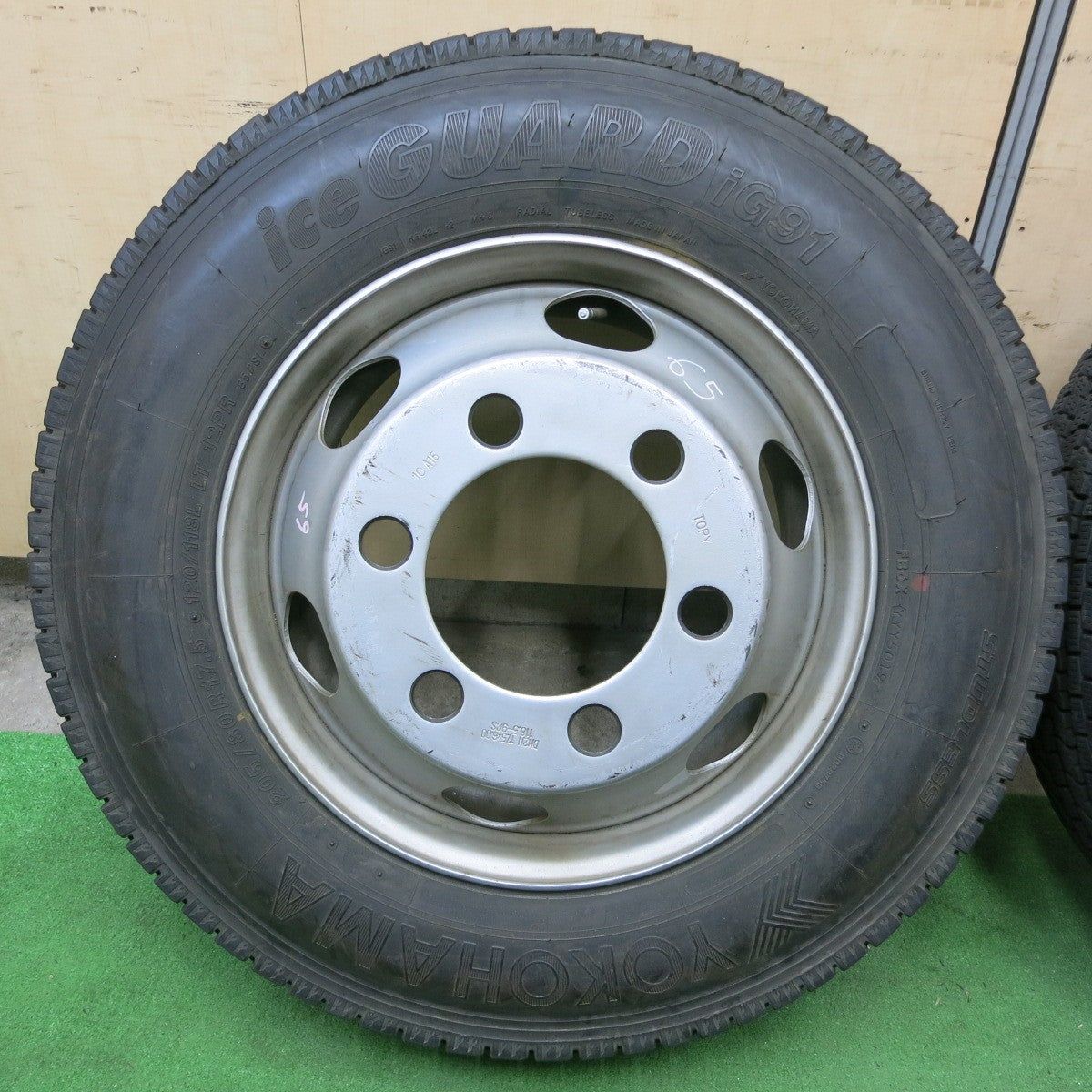 バリ溝！9分★トラック 205/80R17.5 120/118L 12PR スタッドレス ヨコハマ アイスガード iG91 TOPY スチール 17.5インチ 118.5-9CS PCD222.25/6H★5060301ナス