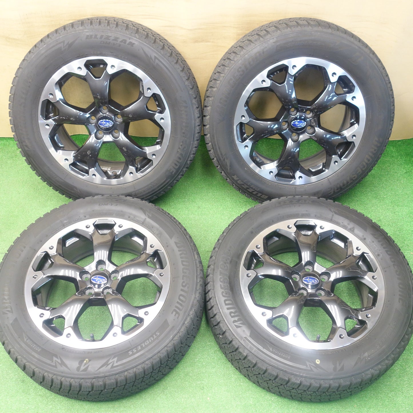 キレイ★スバル XV GT系 純正 225/60R17 スタッドレス ブリヂストン ブリザック DM-V3 17インチ PCD100/5H★6021101KTス