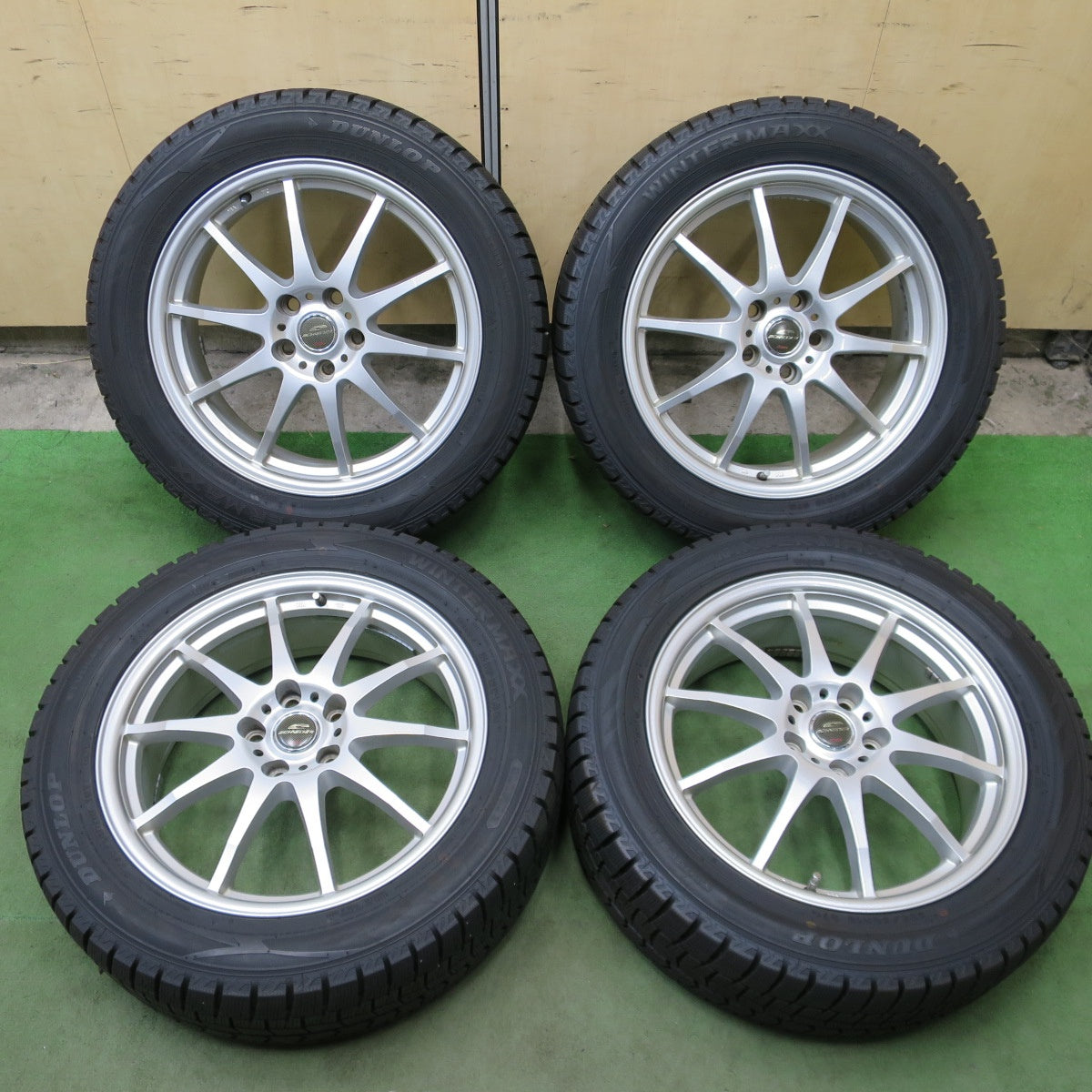 バリ溝！24年！キレイ！9.5分◎スタッドレス 235/50R18 ダンロップ ウインターマックス WM02 SCHNEIDER ATECH シュナイダー 18インチ PCD114.3/5H◎6102306NGス