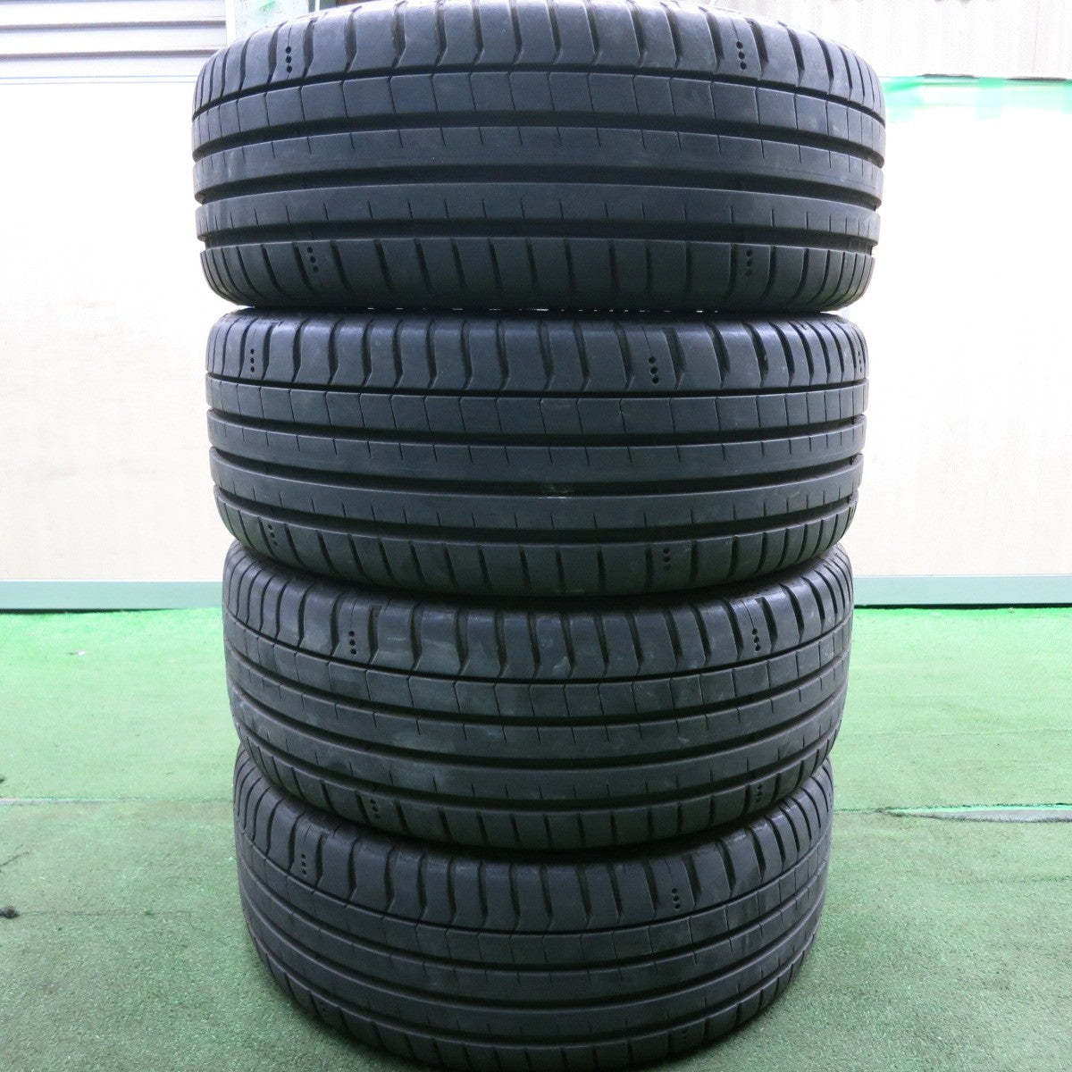 *送料無料* バリ溝！22年！9.5分★ワーゲン ゴルフ5 ヴァリアント 純正 225/45R17 ミシュラン パイロット スポーツ5 PCD112/5H★4051101HAノ
