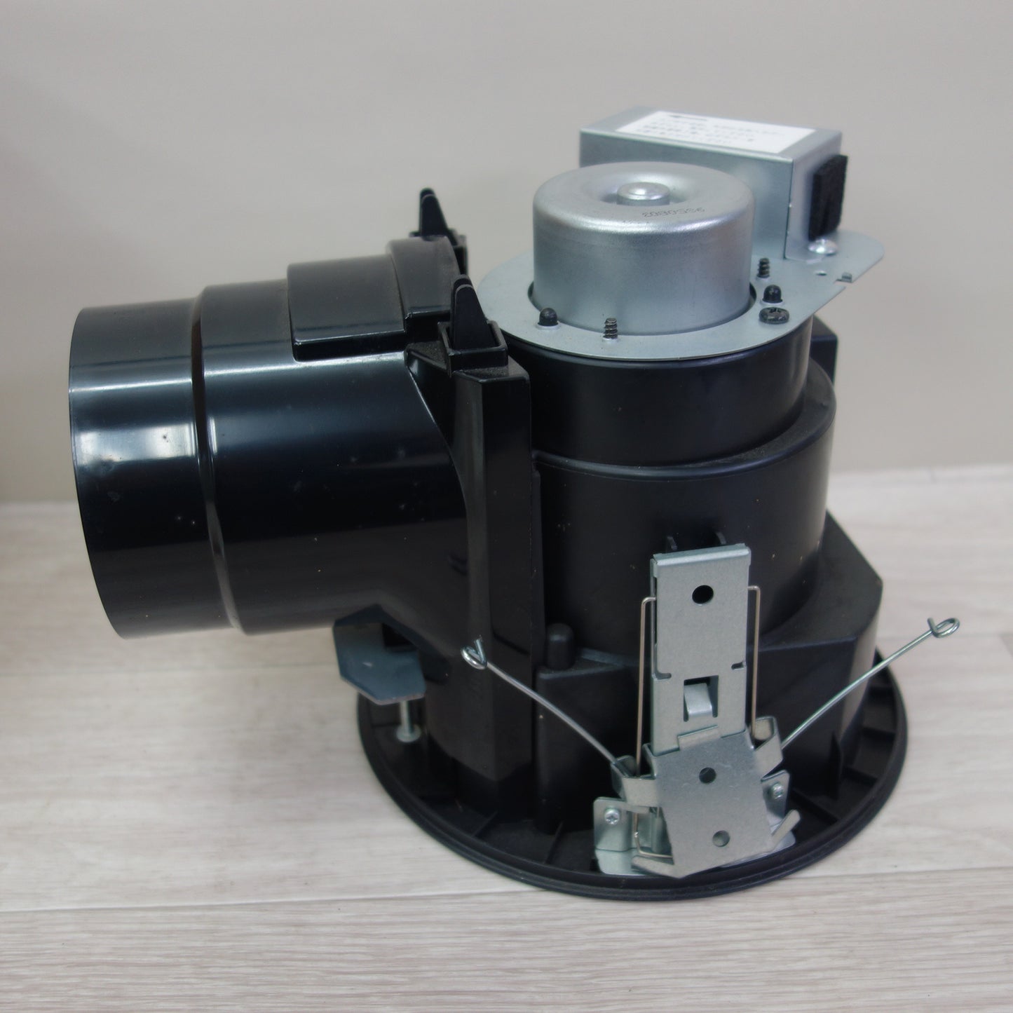 [送料無料] 未使用☆三菱 ダクト用 換気扇 丸穴取付 VD-08ZCC3-C 533J71 排気口径 Φ100mm 埋込穴径 Φ170mm☆