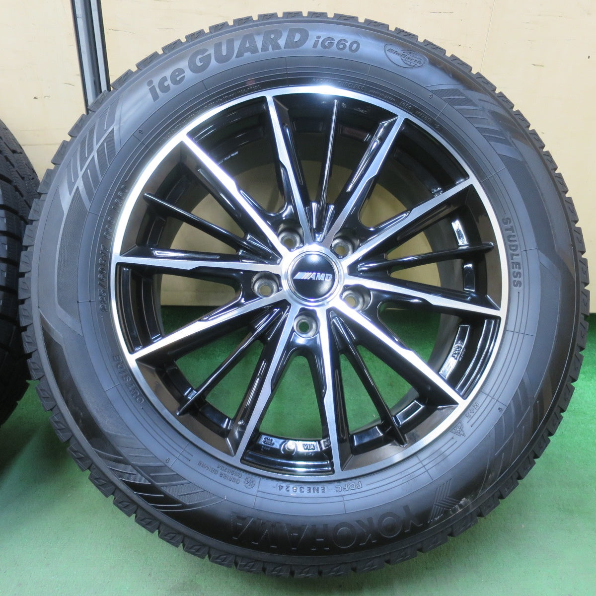 バリ溝！24年！キレイ！ほぼ10分★BADX AMD G-line SP 225/60R17 スタッドレス ヨコハマ アイスガード iG60 17インチ Gライン PCD114.3/5H★5111207イス
