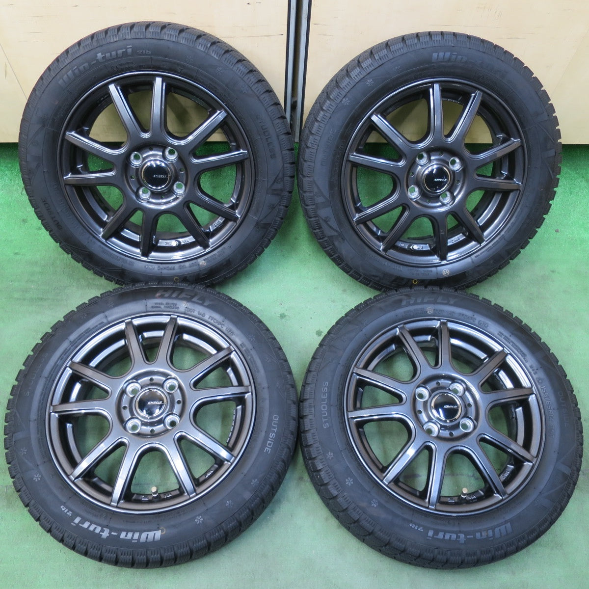 バリ溝！24年！キレイ！ほぼ10分★スタッドレス 155/65R14 ハイフライ Win-turi 216 EMBELY S10 エンベリー 14インチ PCD100/4H★5122306イス