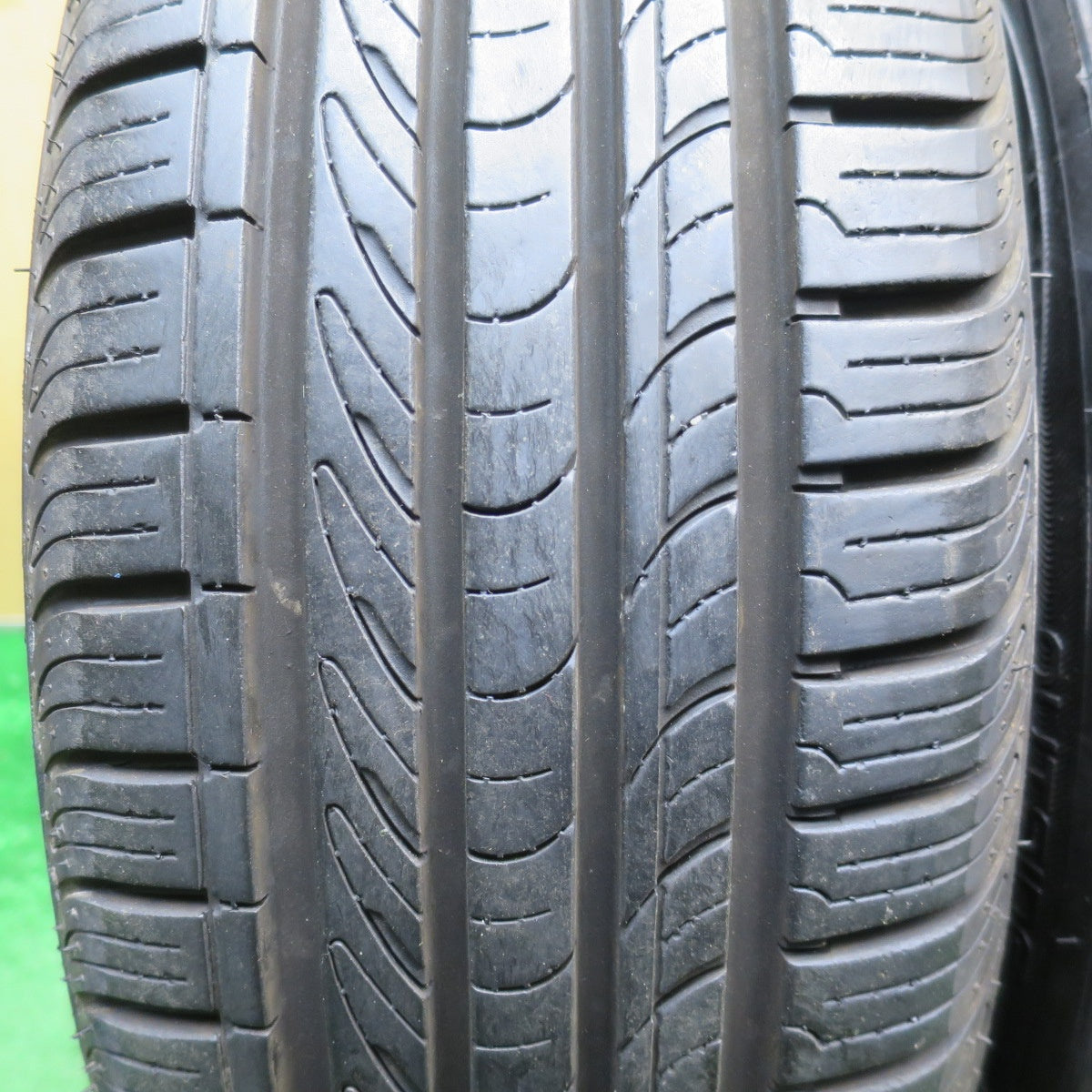 バリ溝！23年！9.5分★トヨタ アクア 純正 スチール 185/60R15 ロードストーン EUROVIS HP02 15インチ PCD100/4H★6013002NJノ