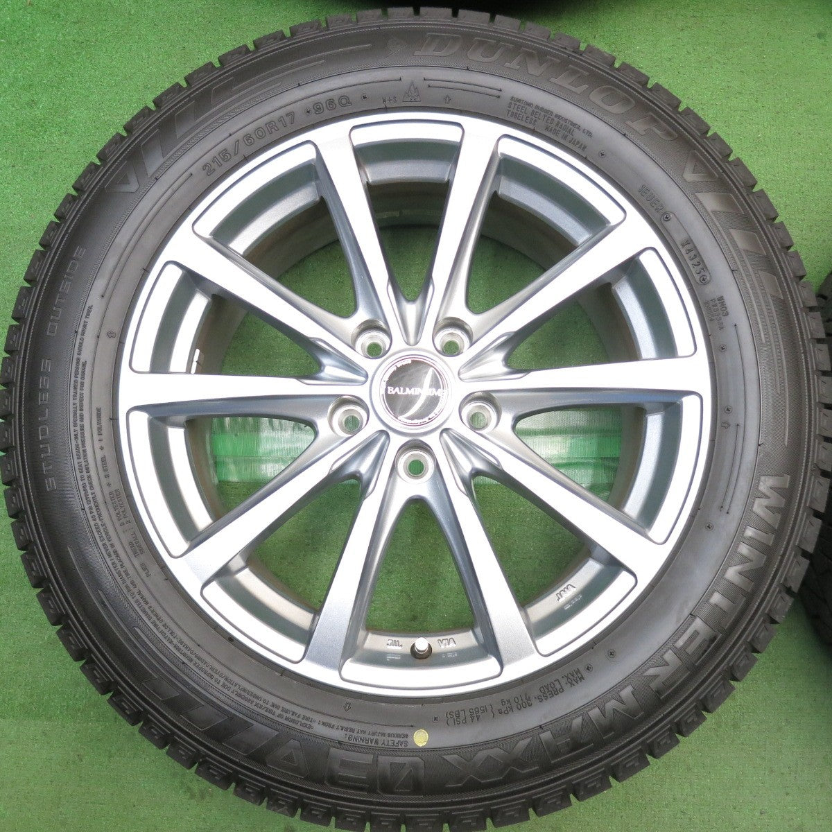 バリ溝！25年！キレイ！ほぼ10分◎スタッドレス 215/60R17 ダンロップ ウインターマックス 03 BALMINUM LS10 バルミナ 17インチ PCD114.3/5H◎6091302HAス