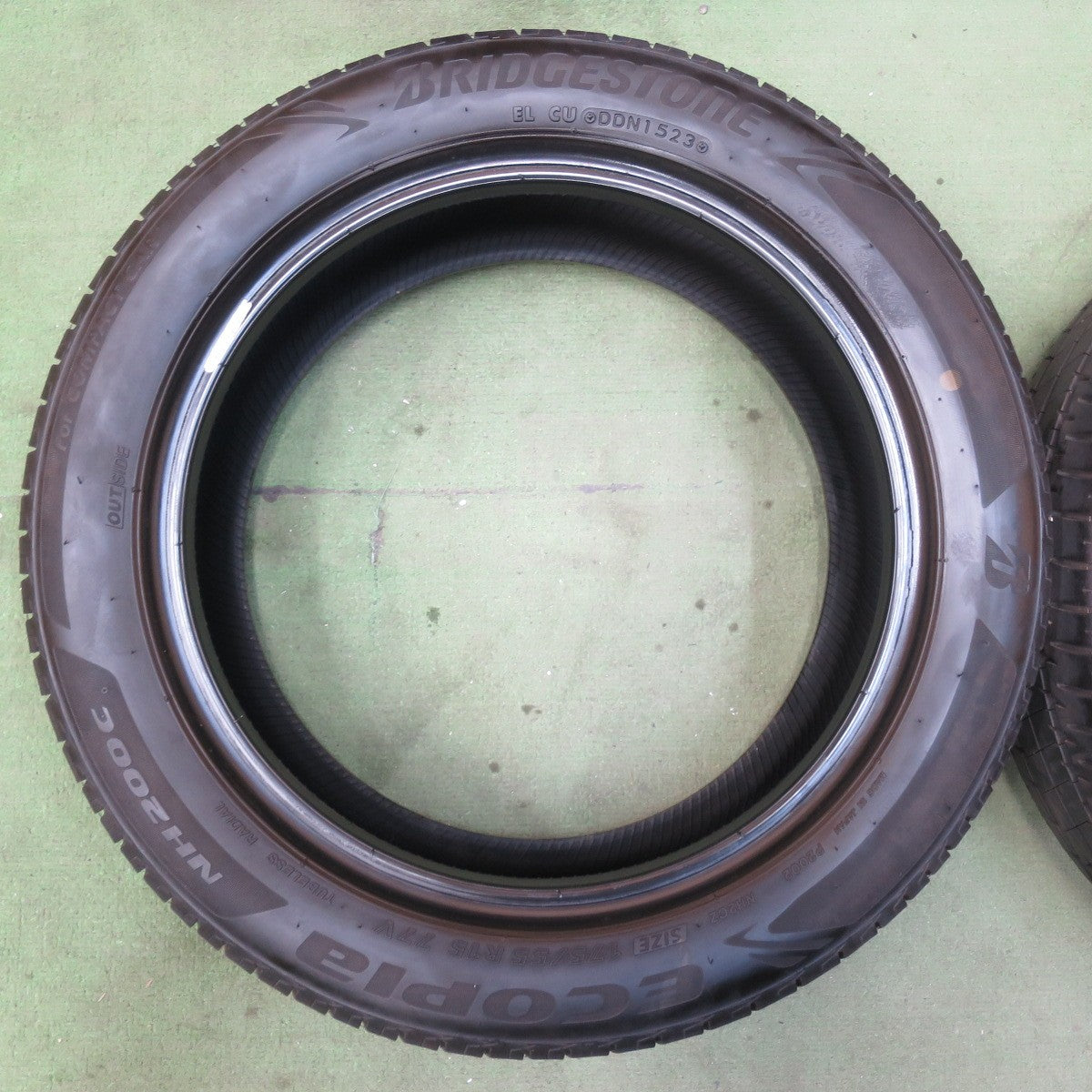 バリ溝！23年！9.5分★175/55R15 ブリヂストン エコピア NH200C タイヤ 15インチ タンク ルーミー トール 等★5112113イノタ
