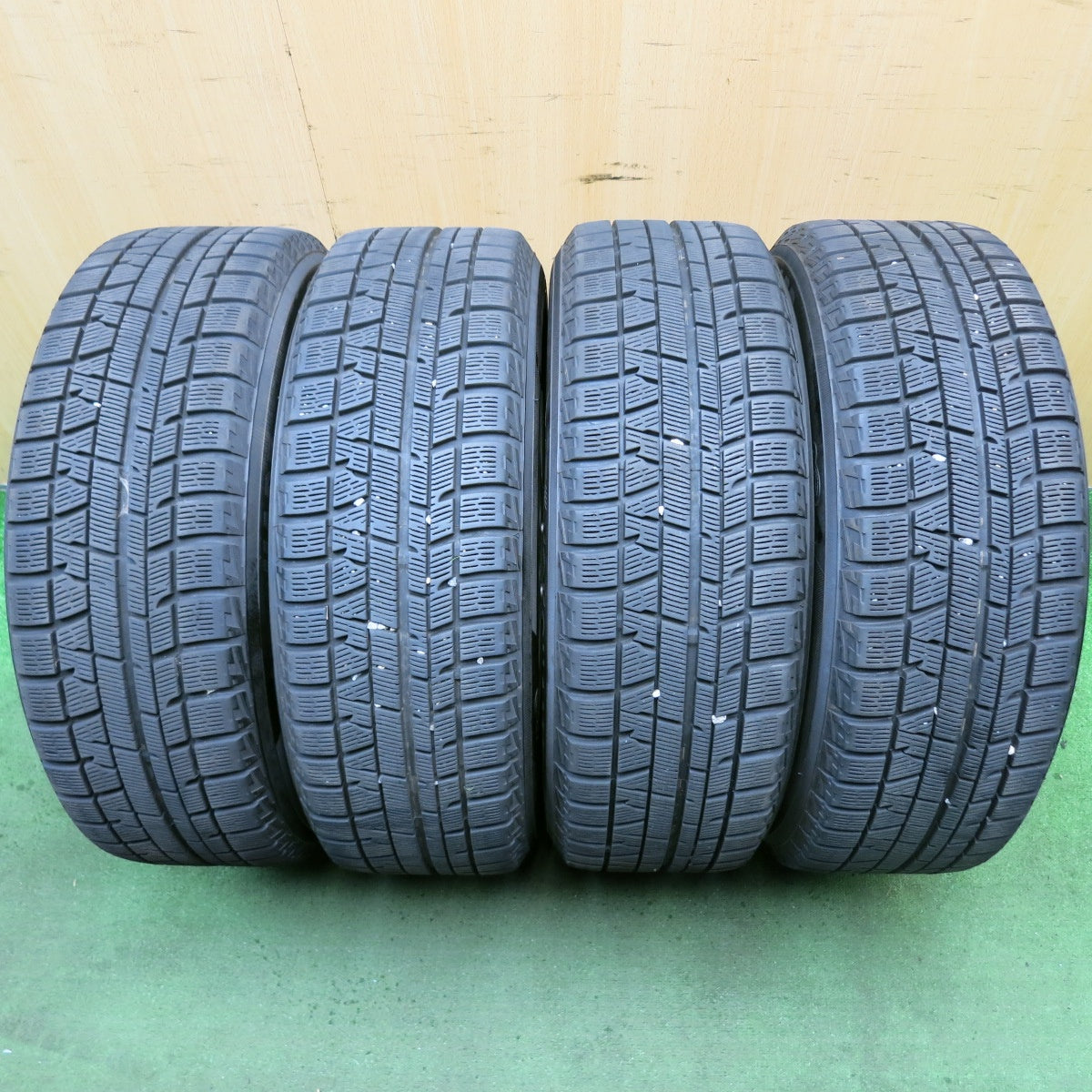 バリ溝！キレイ！9.5分★スタッドレス 205/60R16 ヨコハマ アイスガード iG50 プラス 社外 アルミ 16インチ PCD114.3/5H★5080212HAス