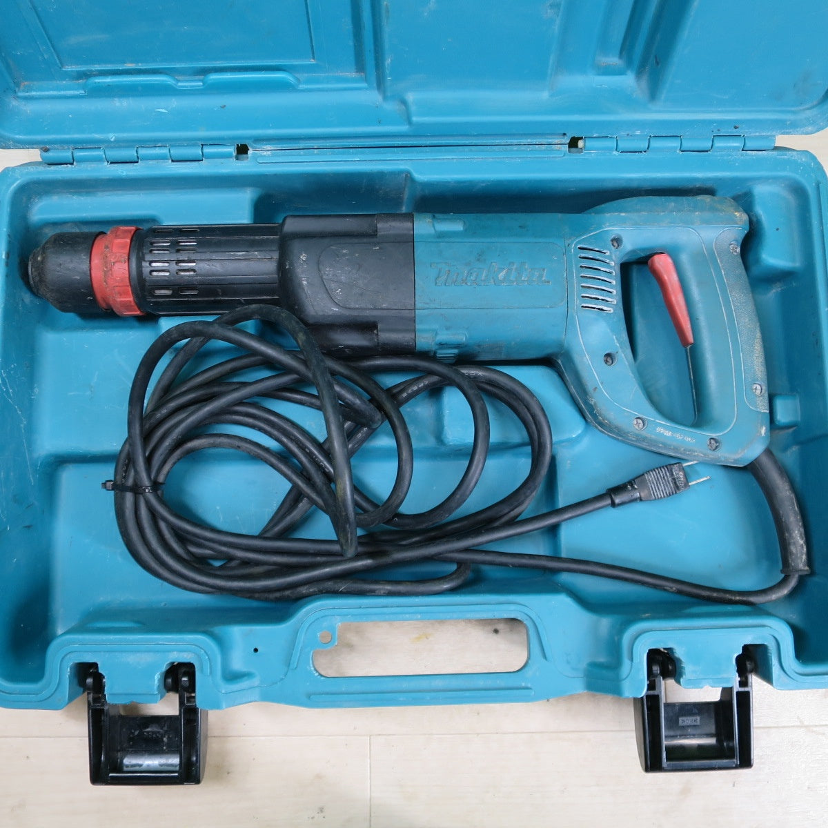 ☆マキタ 電動 ケレン HK0500 電動 工具 はつり ハツリ 電気 コード式 100V makita☆