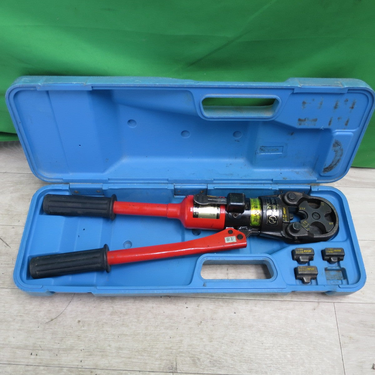 [送料無料] ☆IZUMI 泉精機 屋内配線用 電線 接続 工具 9H-2 手動 油圧式 圧着 工具 ケース オスダイス 3個付 ハンドプレス ジャンク☆