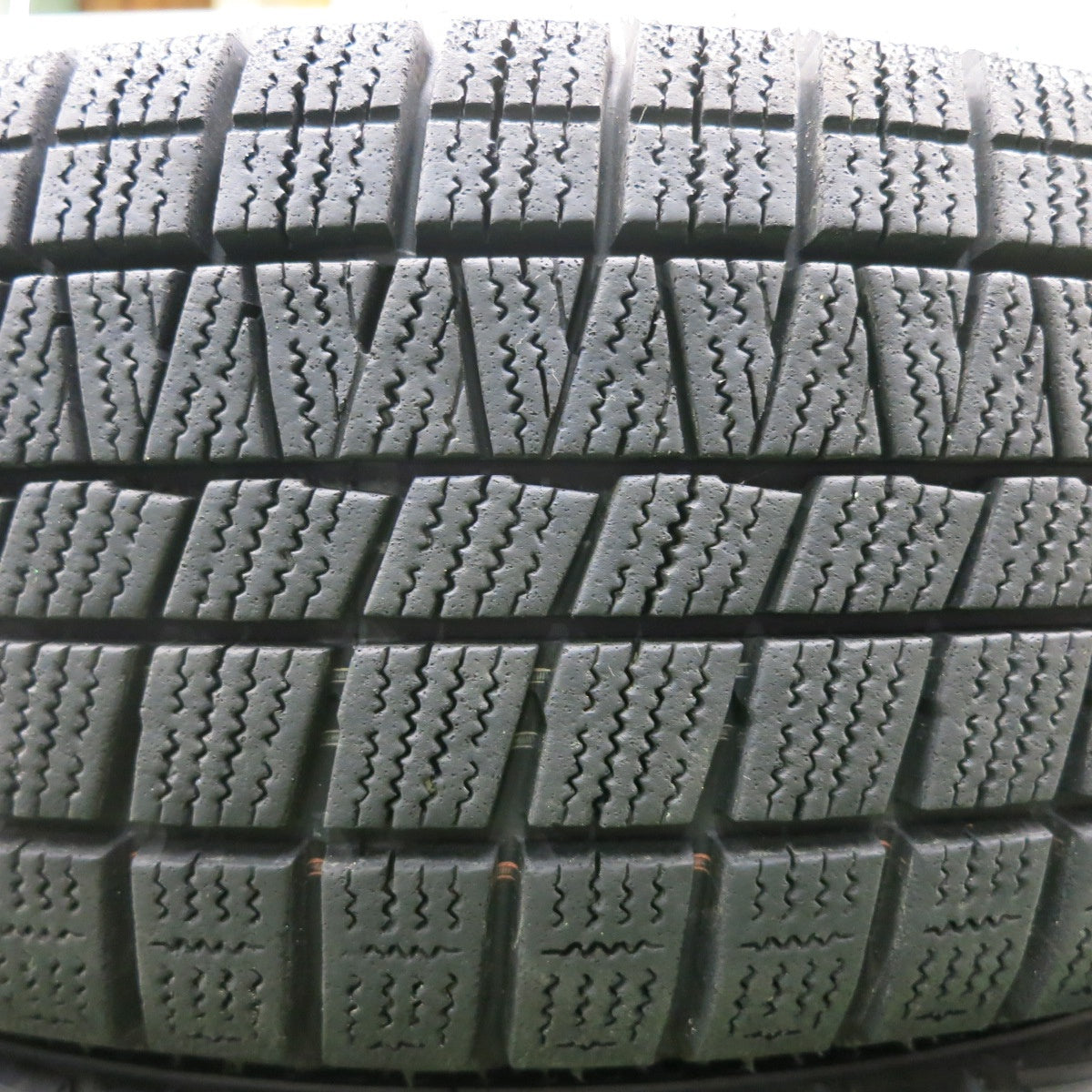 *送料無料* バリ溝！キレイ！9分★軽サイズ スタッドレス BADX S-HOLD 165/55R15 ナンカン CORSAFA 15インチ PCD100/4H★4052706HAス