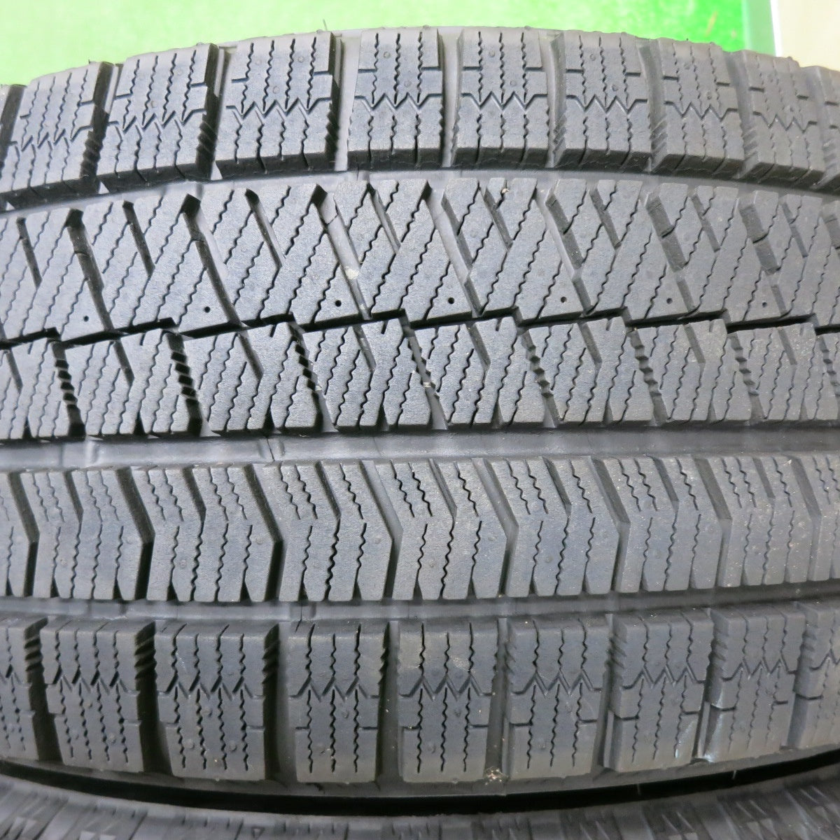 [送料無料] 超バリ溝！22年！キレイ！9.5分以上★86 BRZ 等 205/55R16 スタッドレス ブリヂストン ブリザック VRX2 BALMINUM バルミナ 16インチ PCD100/5H★4121808NJス