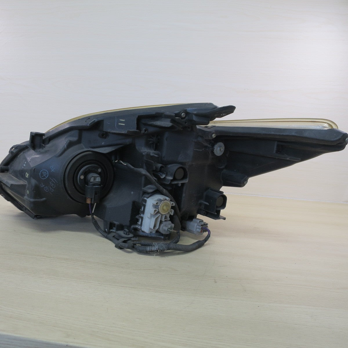 ♪トヨタ ZVW30 前期 プリウス 純正 LED ヘッドランプ 85967-47010 35500-79290 KOITO 47-30 右 側 のみ ヘッドライト 照明 カー パーツ♪
