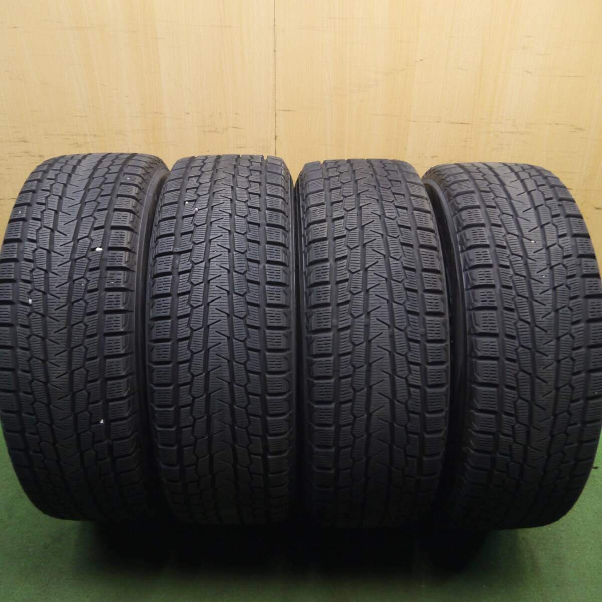 センサー付 バリ溝 20年 綺麗 9.5分★レクサス等 RZA Leycross 235/55R20 スタッドレス ヨコハマ G075 PCD114.3/5H★4021615Hス