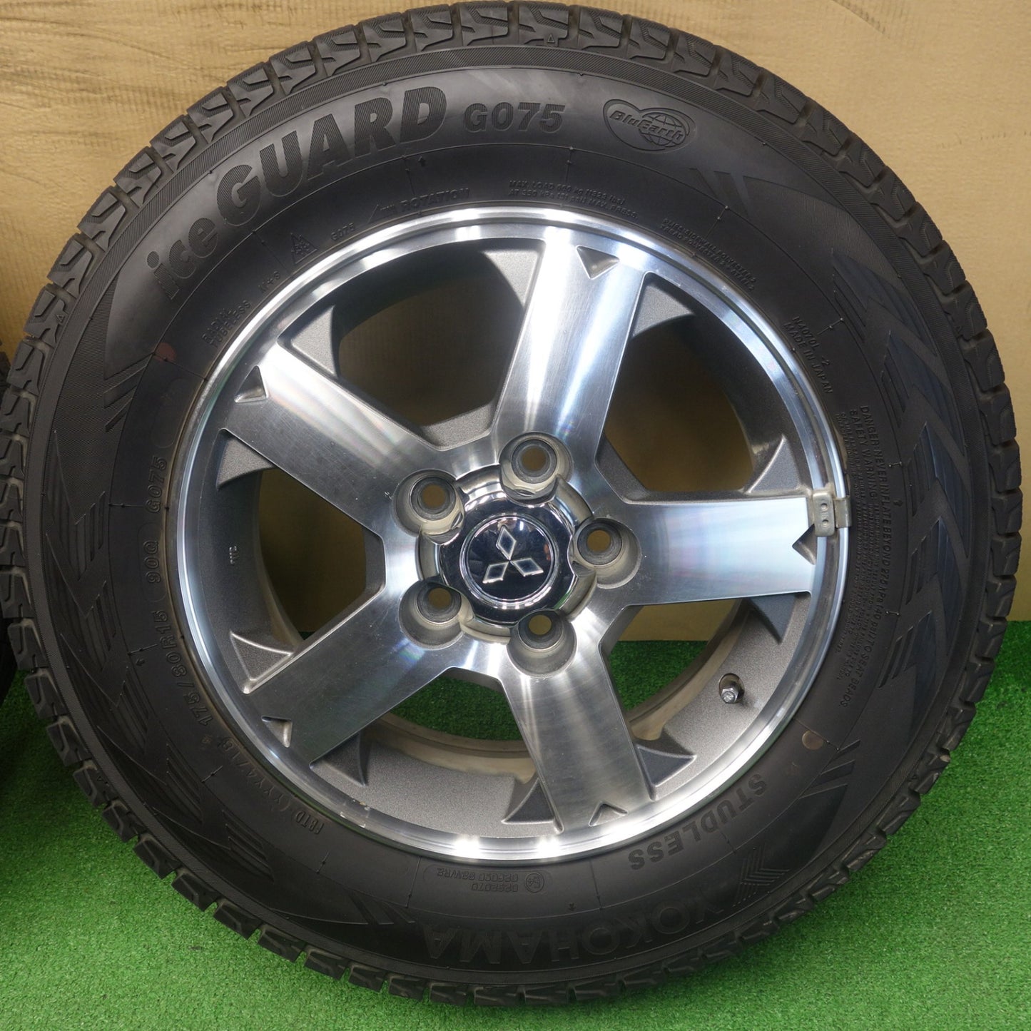 バリ溝！9分◎三菱 パジェロミニ 純正 175/80R15 スタッドレス ヨコハマ アイスガード G075 15インチ PCD114.3/5H◎6060401KTス