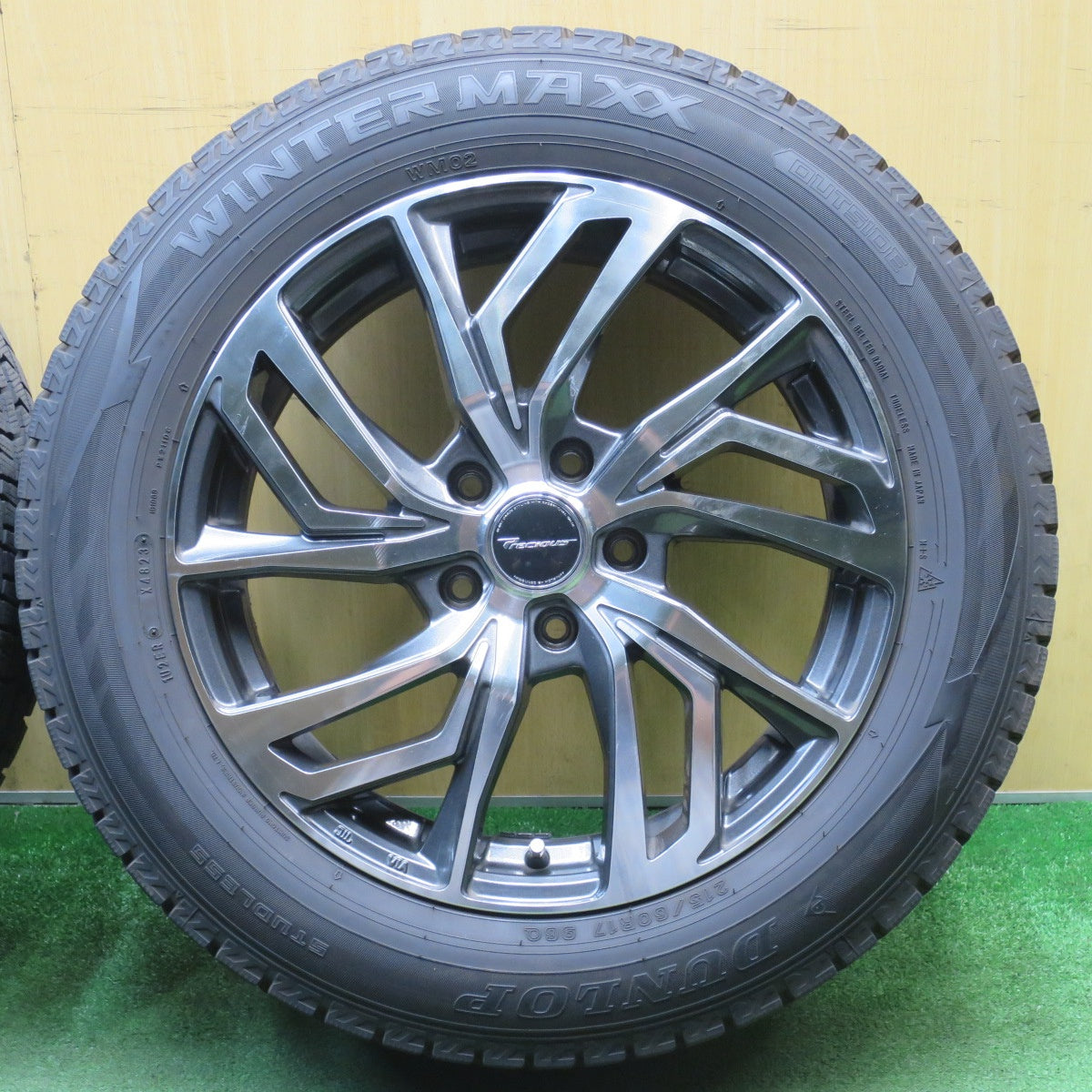 バリ溝！23年！9.5分★スタッドレス 215/60R17 ダンロップ ウインターマックス WM02 Precious C-1 プレシャス 17インチ PCD114.3/5H★6022401NJス