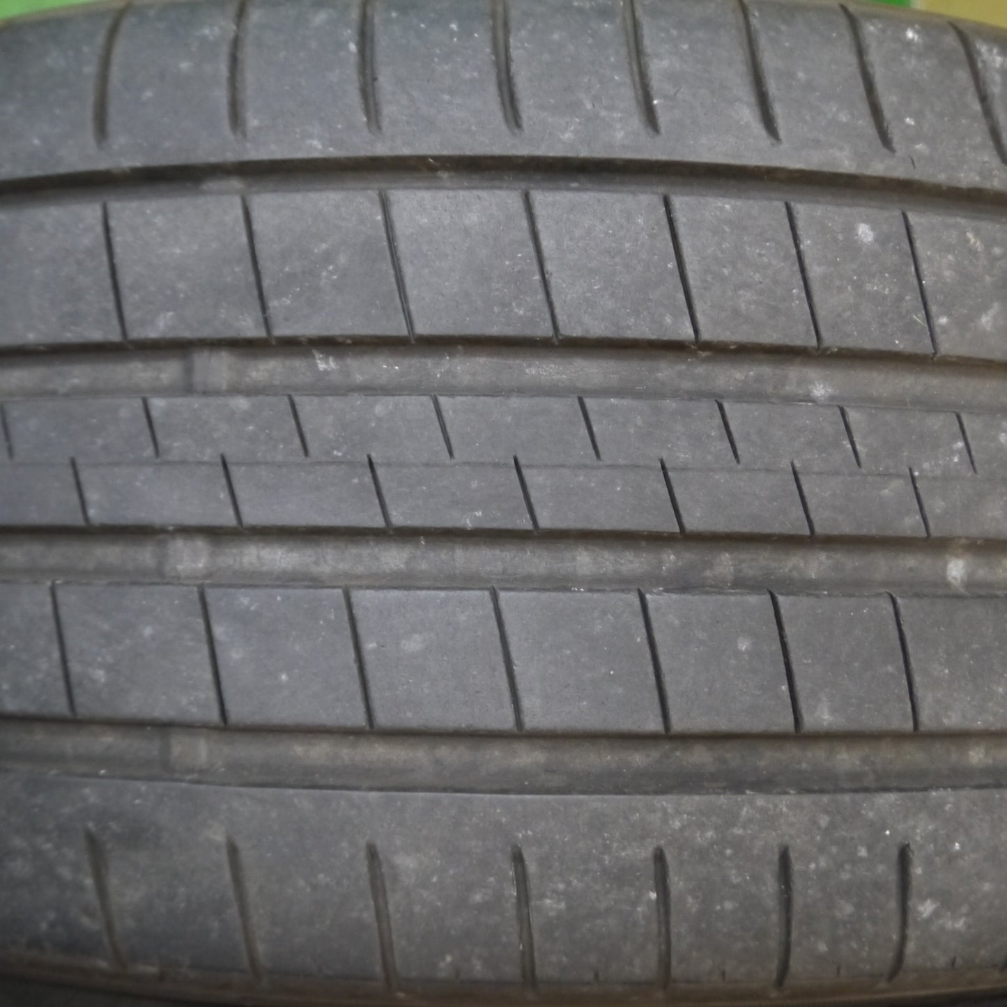 [送料無料] 4本価格！22年★245/60R18 ダンロップ SPスポーツマックス 060+ タイヤ 18インチ ジープ チェロキー フォード エクスプローラー 等★5012401Hノタ