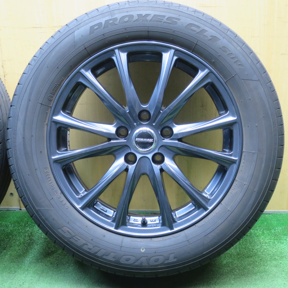 バリ溝！22年！キレイ！8.5分★225/60R17 トーヨー プロクセス CL1 SUV WAREN ヴァーレン 17インチ PCD114.3/5H★6021703NJノ