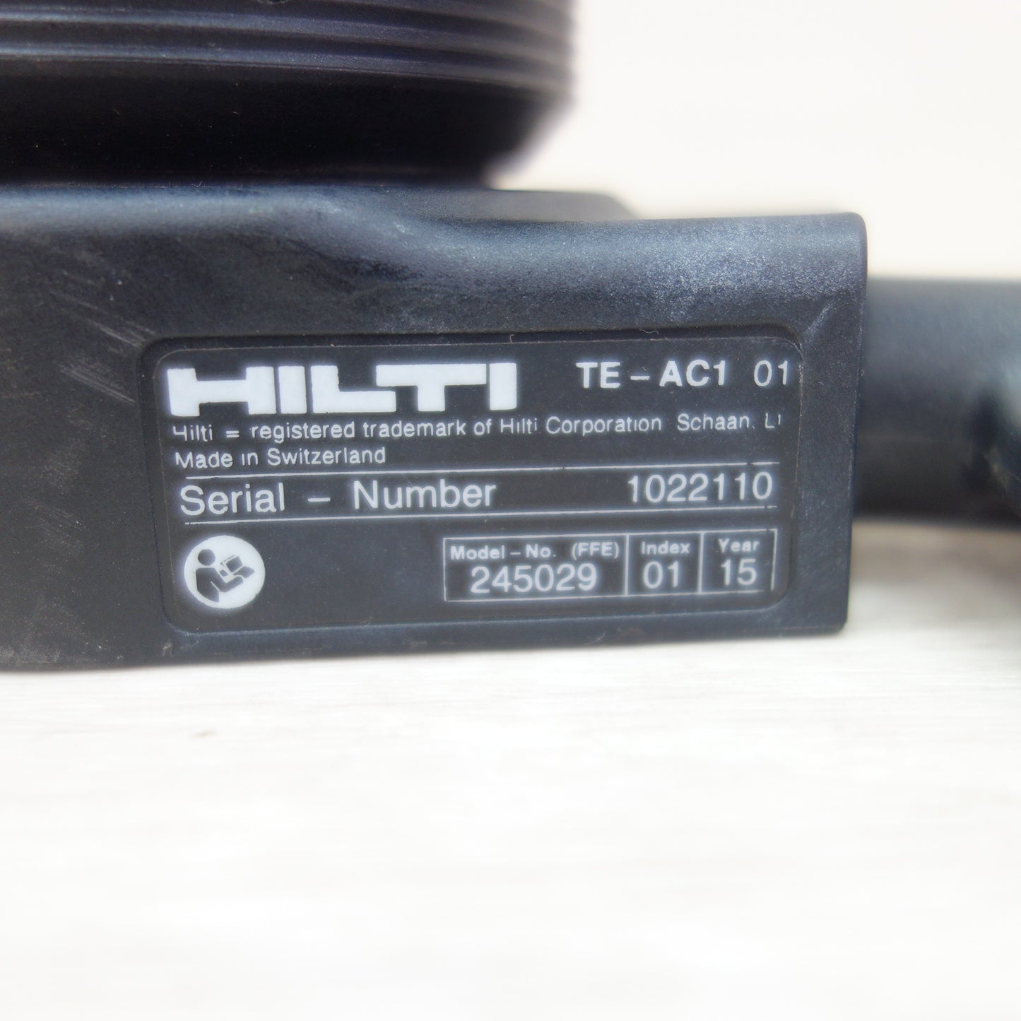 [送料無料] ☆HILTI ヒルティ アングルチャック TE-AC1 01 ドリルチャック 建設用 電動 工具 ハンマードリル☆