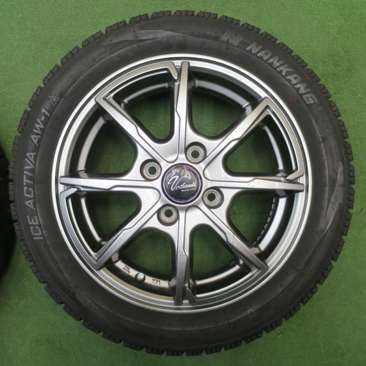 バリ溝！23年！9.5分★スタッドレス 165/55R14 ナンカン アイスアクティバ AW-1 Verthandi ヴェルザンディ 14インチ 軽サイズ ワゴンR ゼスト 等 PCD100/4H★6031805NJス