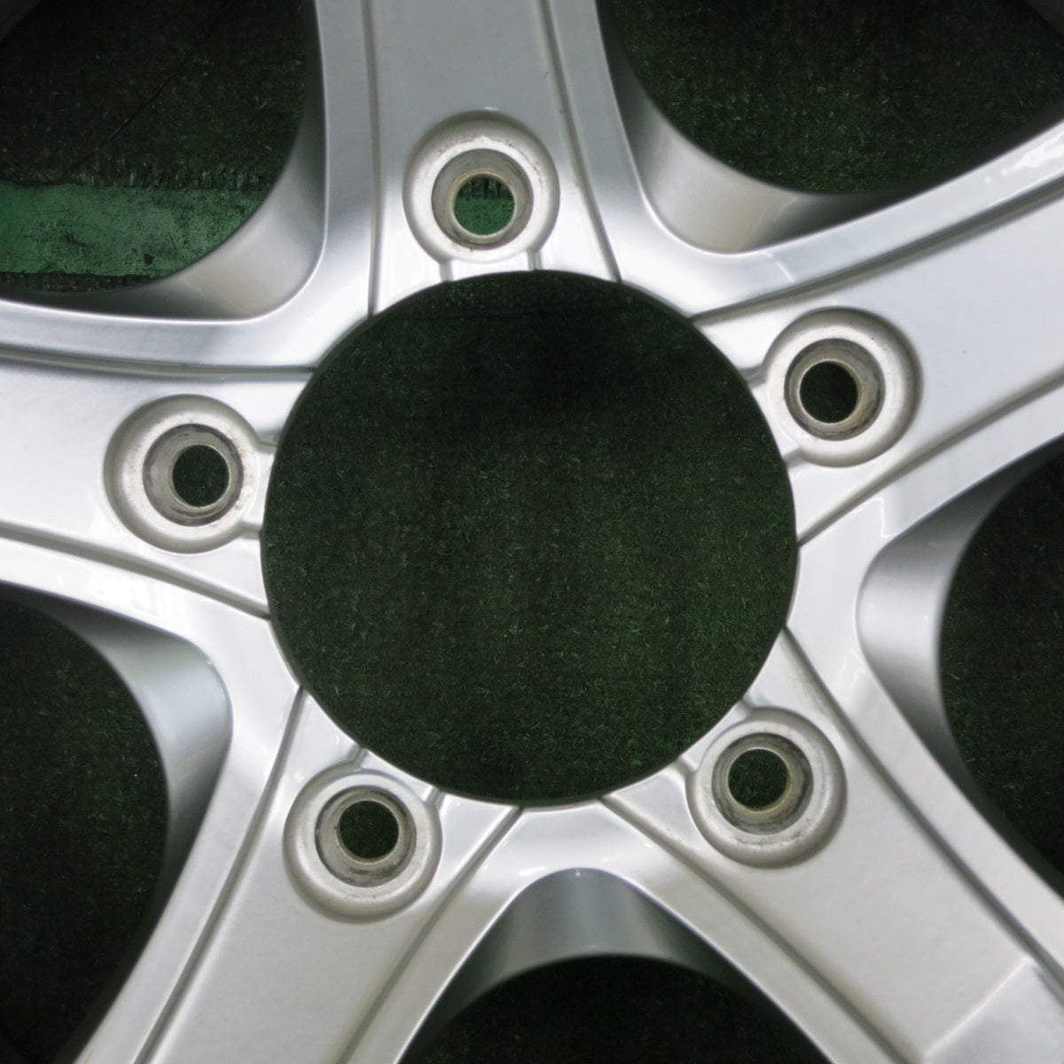 *送料無料* バリ溝！キレイ！9.5分★ジムニー等 KEELER 195/80R15 スタッドレス ヨコハマ アイスガード G075 キーラー PCD139.7/5H★4040307TNス