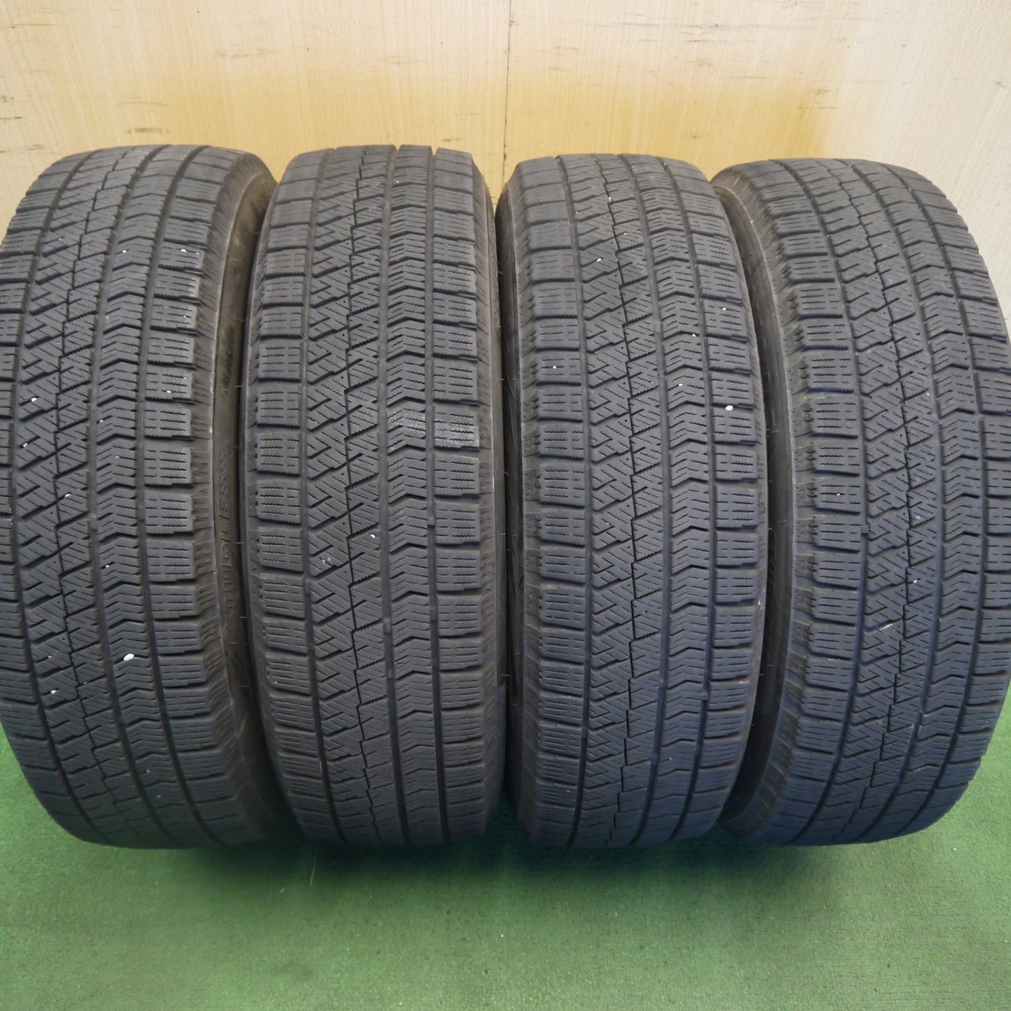 4本価格！22年◎スタッドレス 175/65R15 ブリヂストン ブリザック VRX2 TIRO 社外 アルミ 15インチ PCD100/4H◎6083103Hス