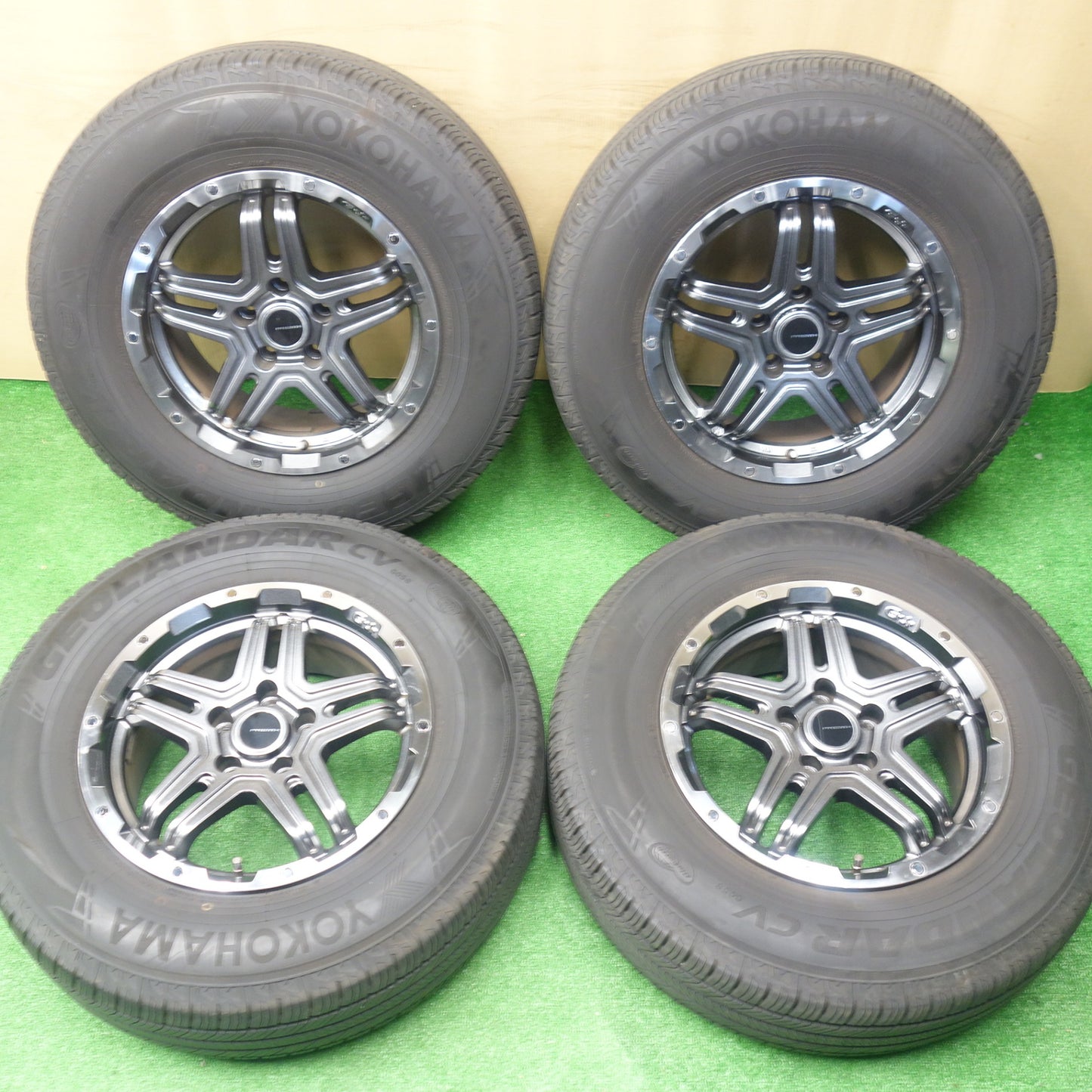 バリ溝！23年！キレイ！8.5分★PREMIX GRAVAS-JⅡ G-Jr 235/70R16 ヨコハマ ジオランダー CV G058 16インチ プレミックス グラバス J2 PCD114.3/5H★5122103KTノ