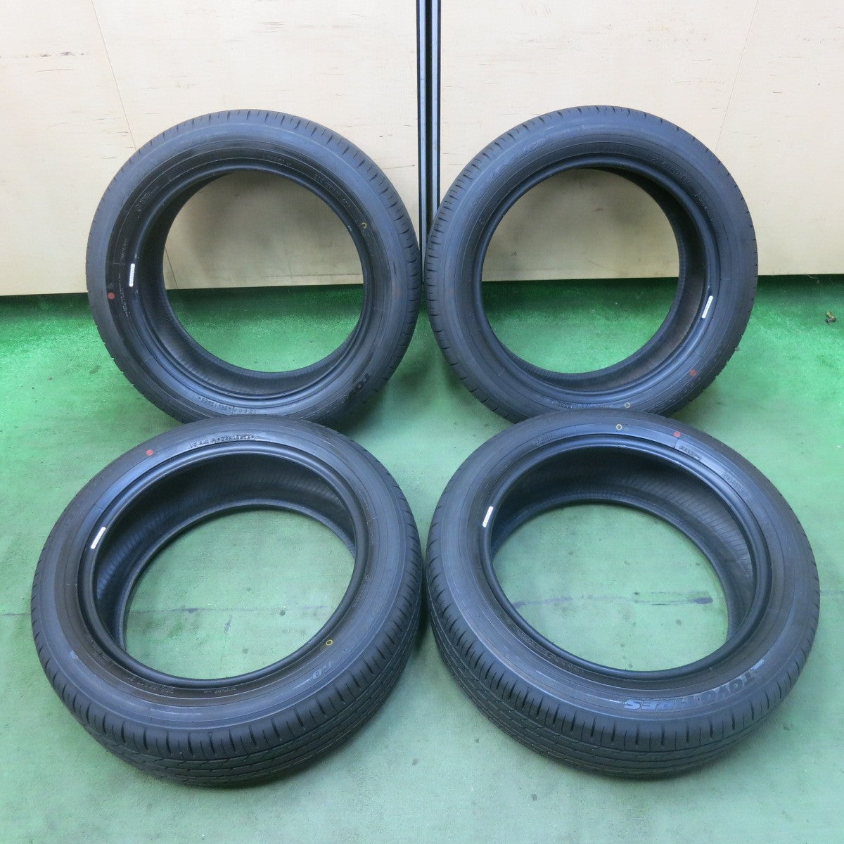新車外し！25年★205/55R17 トーヨー プロクセス R60 タイヤ 17インチ ノア ヴォクシー ステップワゴン キックス 等★5120107SKノタ