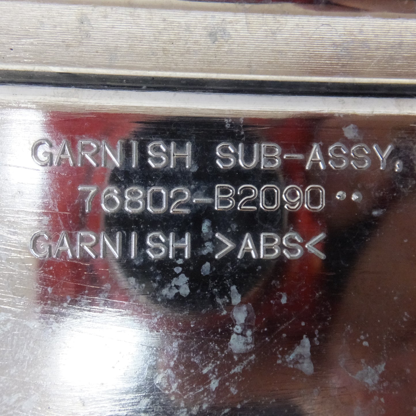 [送料無料] ★ダイハツ DAIHATSU 純正 タント LA600S リアガーニッシュ 76802-B2090★