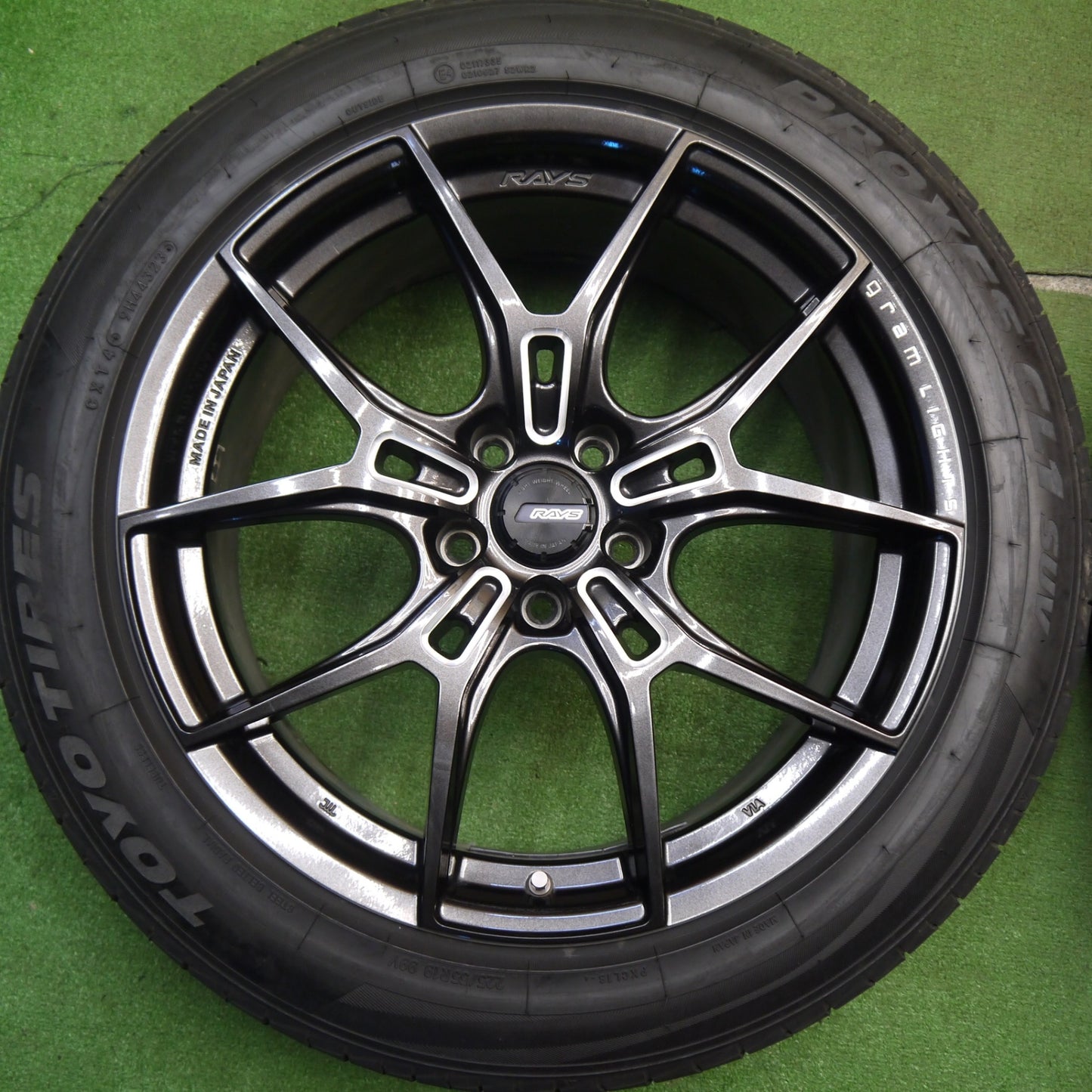 [送料無料] バリ溝！23年！キレイ！9.5分★RAYS gram LIGHTS GL-57FXZ 225/55R19 トーヨー プロクセス CL1 SUV 19インチ レイズ グラムライツ PCD114.3/5H★5032102Hノ