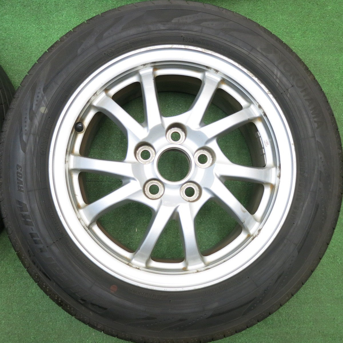 バリ溝！21年！9分★トヨタ プリウスα 純正 205/60R16 ヨコハマ BluEarth-RV RV03 ブルーアース 16インチ PCD114.3/5H★5121318HAノ